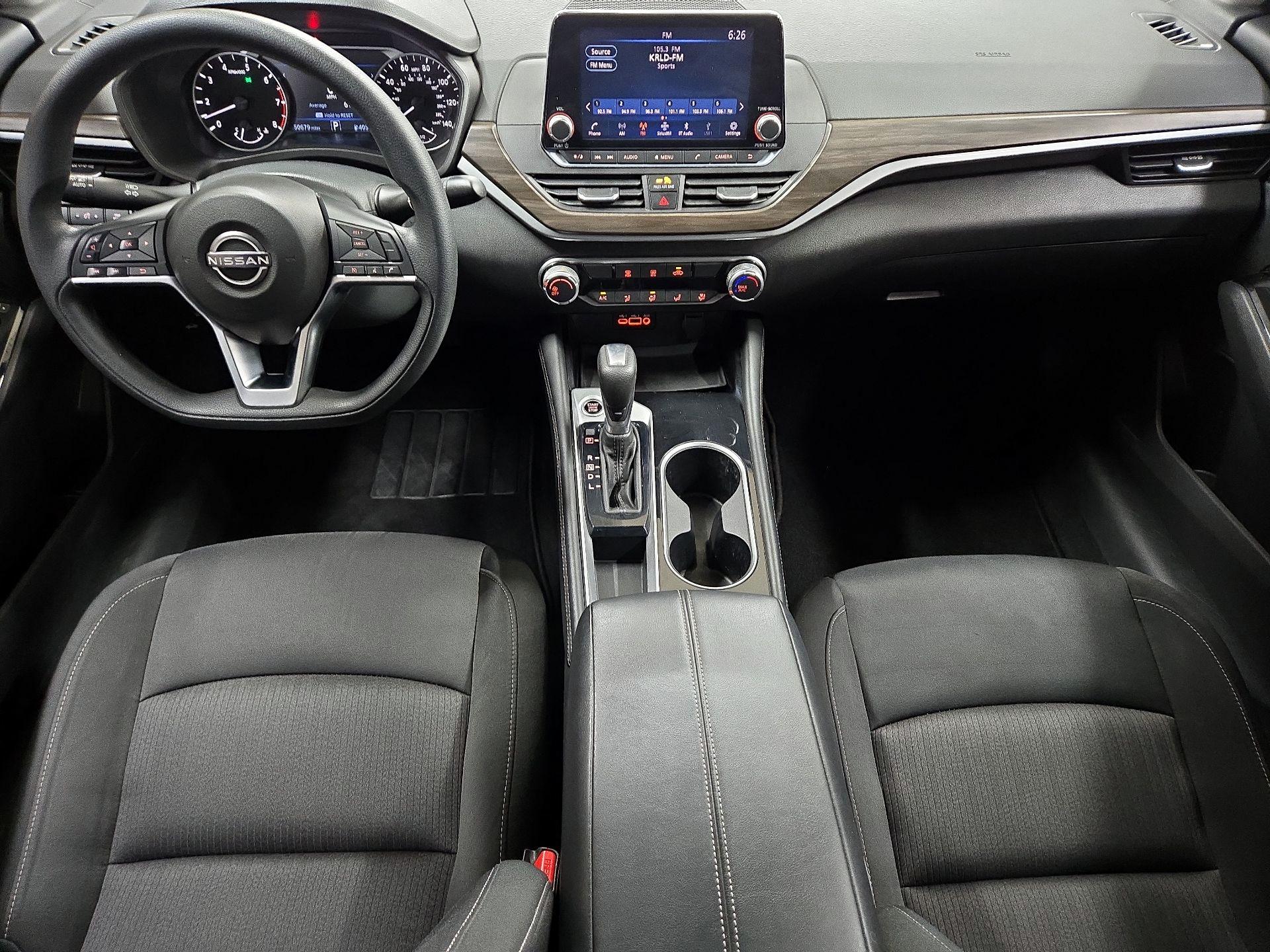 Thumbnail: 2023 Nissan Altima - 9