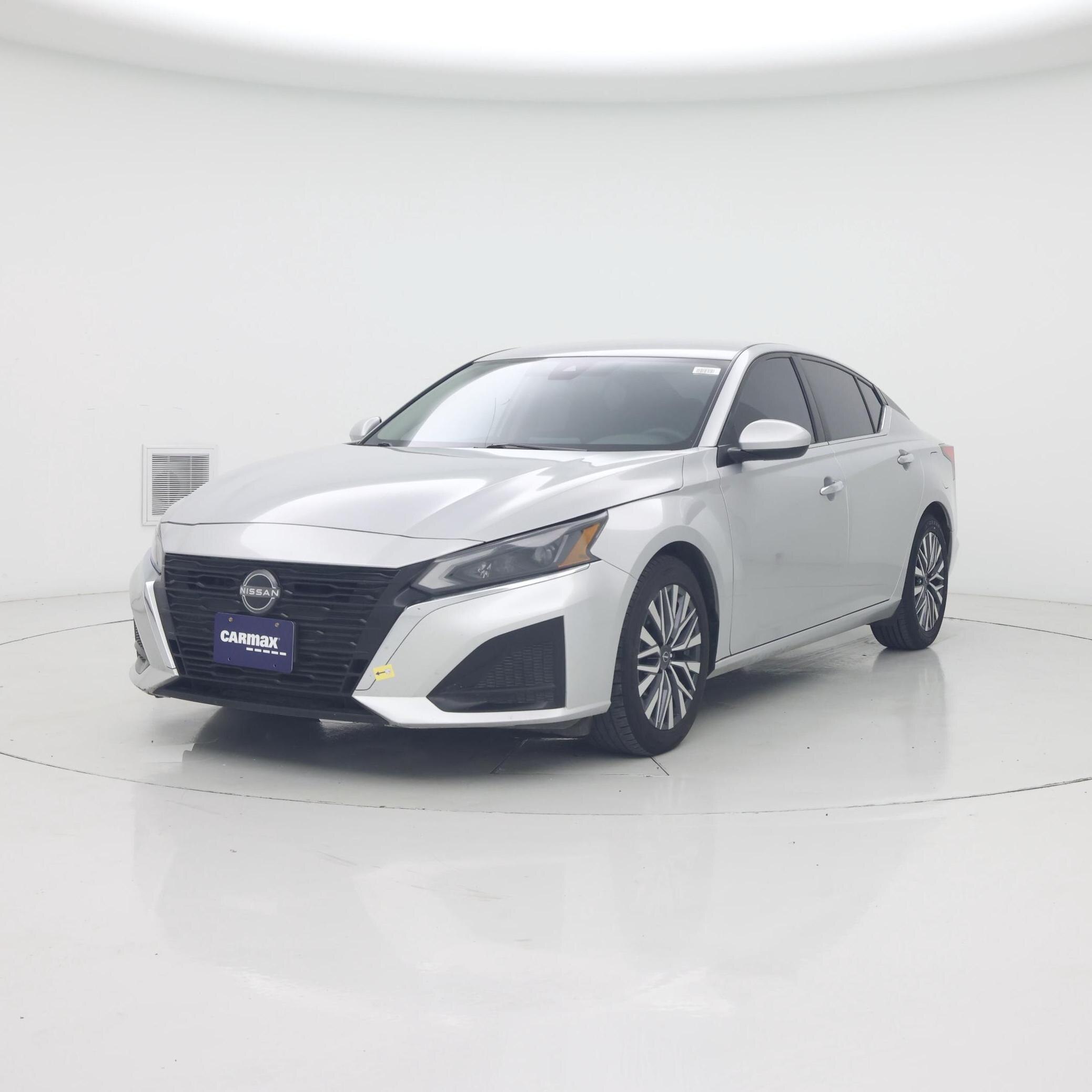 Thumbnail: 2023 Nissan Altima - 4