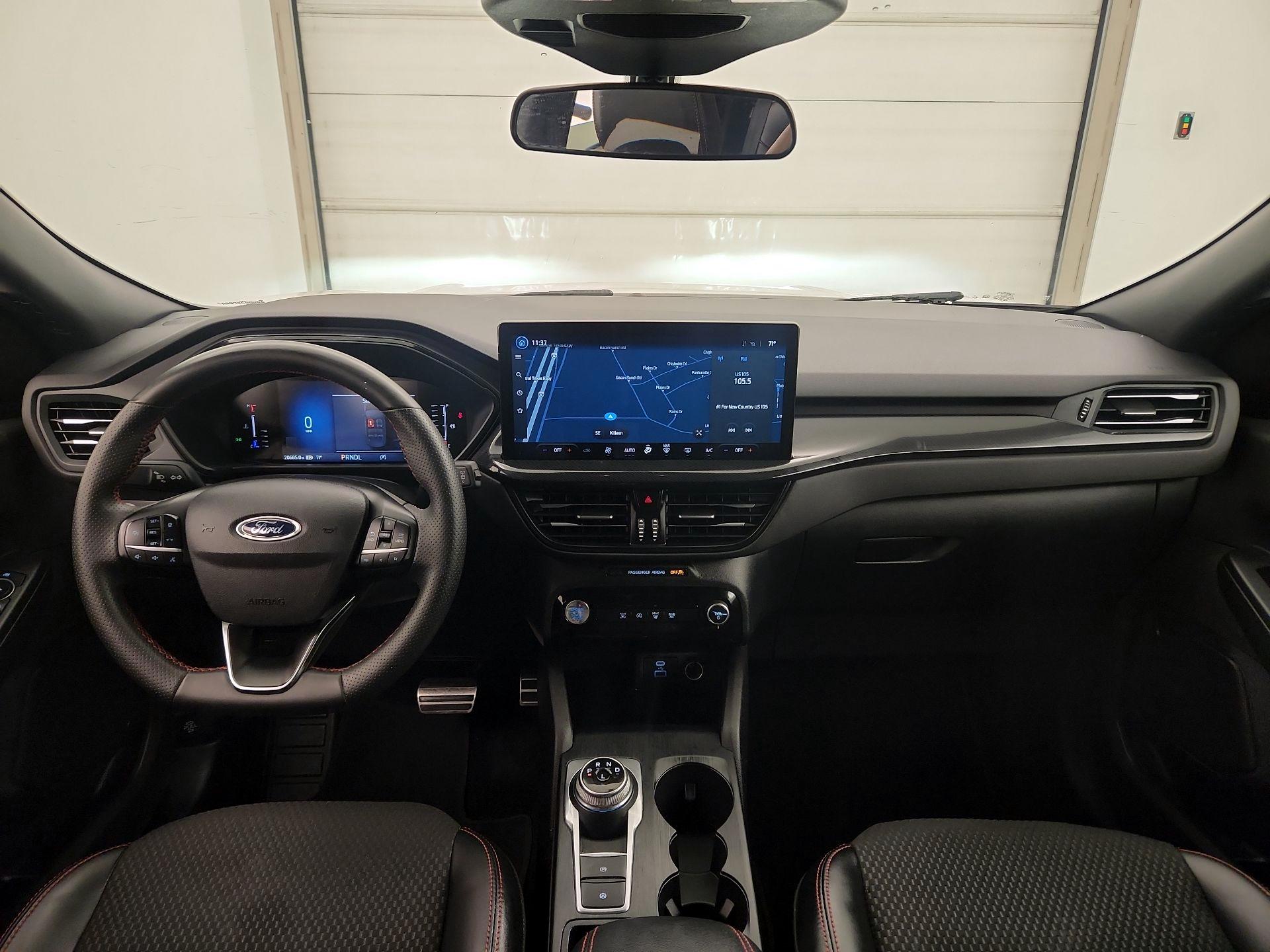 Thumbnail: 2023 Ford Escape - 9