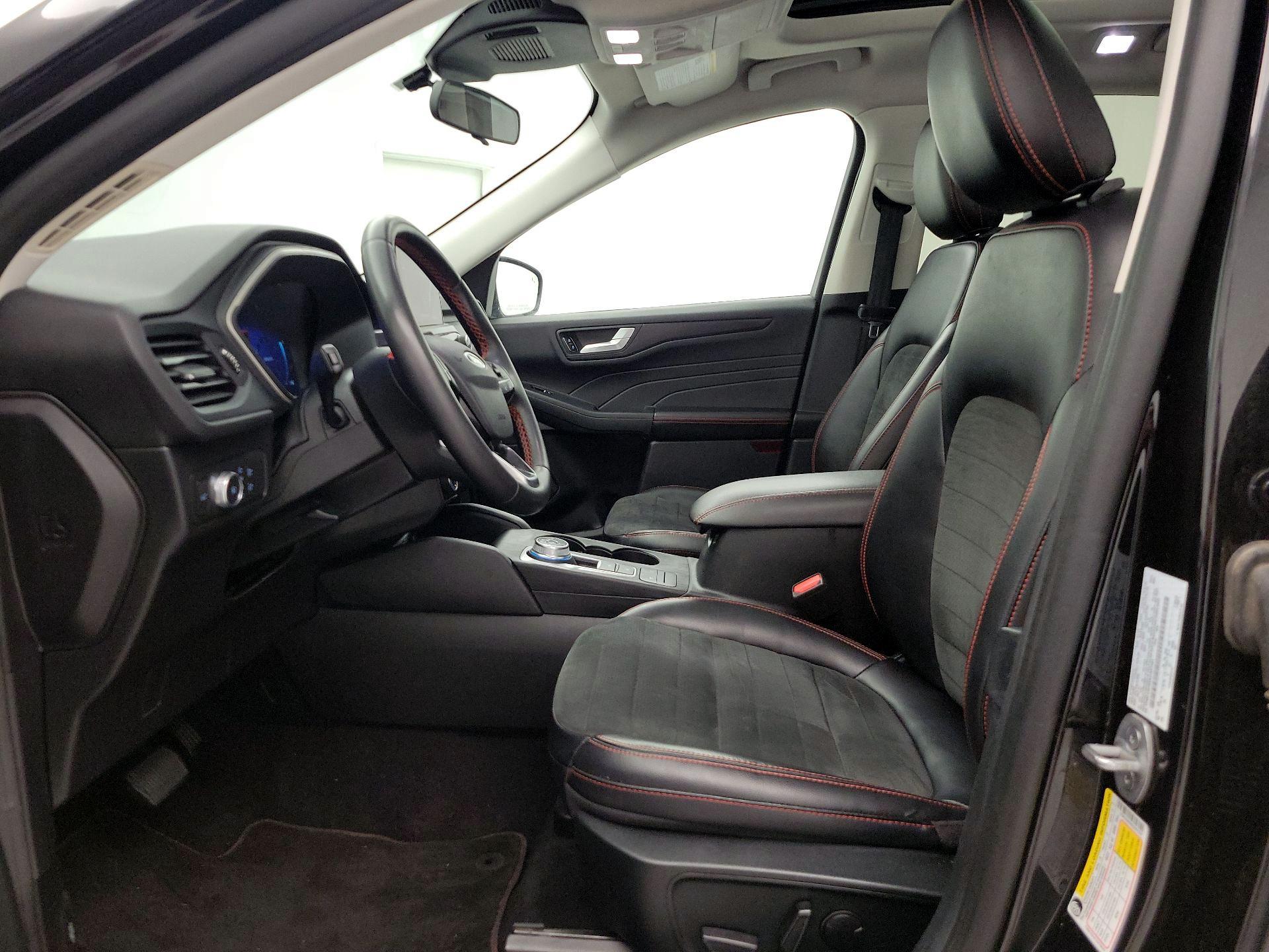 Thumbnail: 2022 Ford Escape - 11