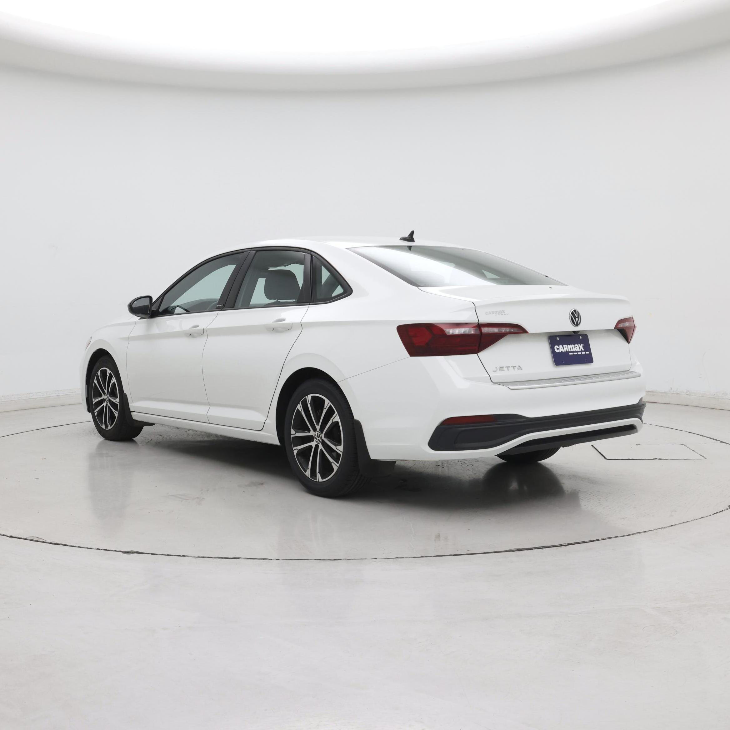 Thumbnail: 2024 Volkswagen Jetta - 2