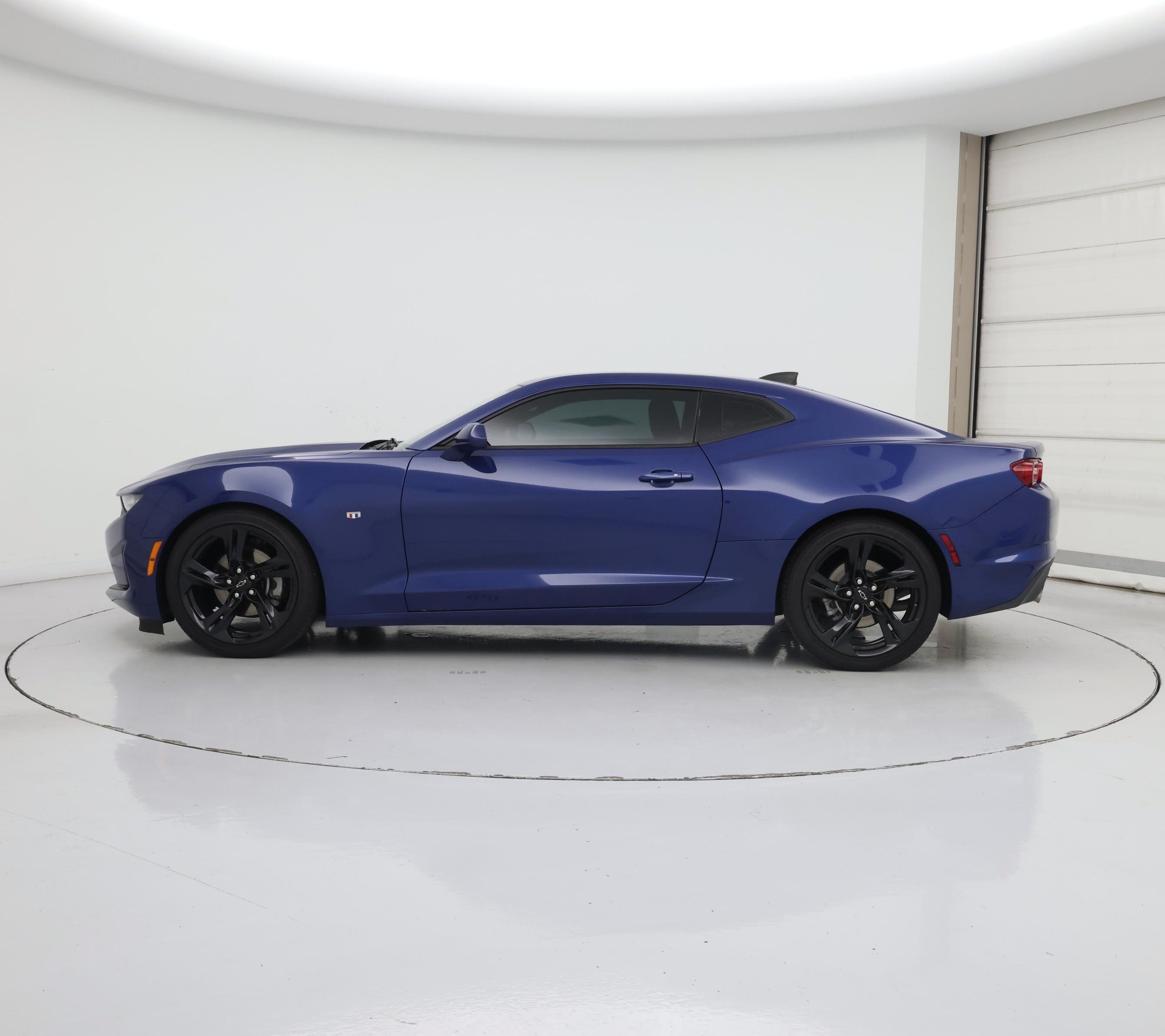 Thumbnail: 2020 Chevrolet Camaro - 3