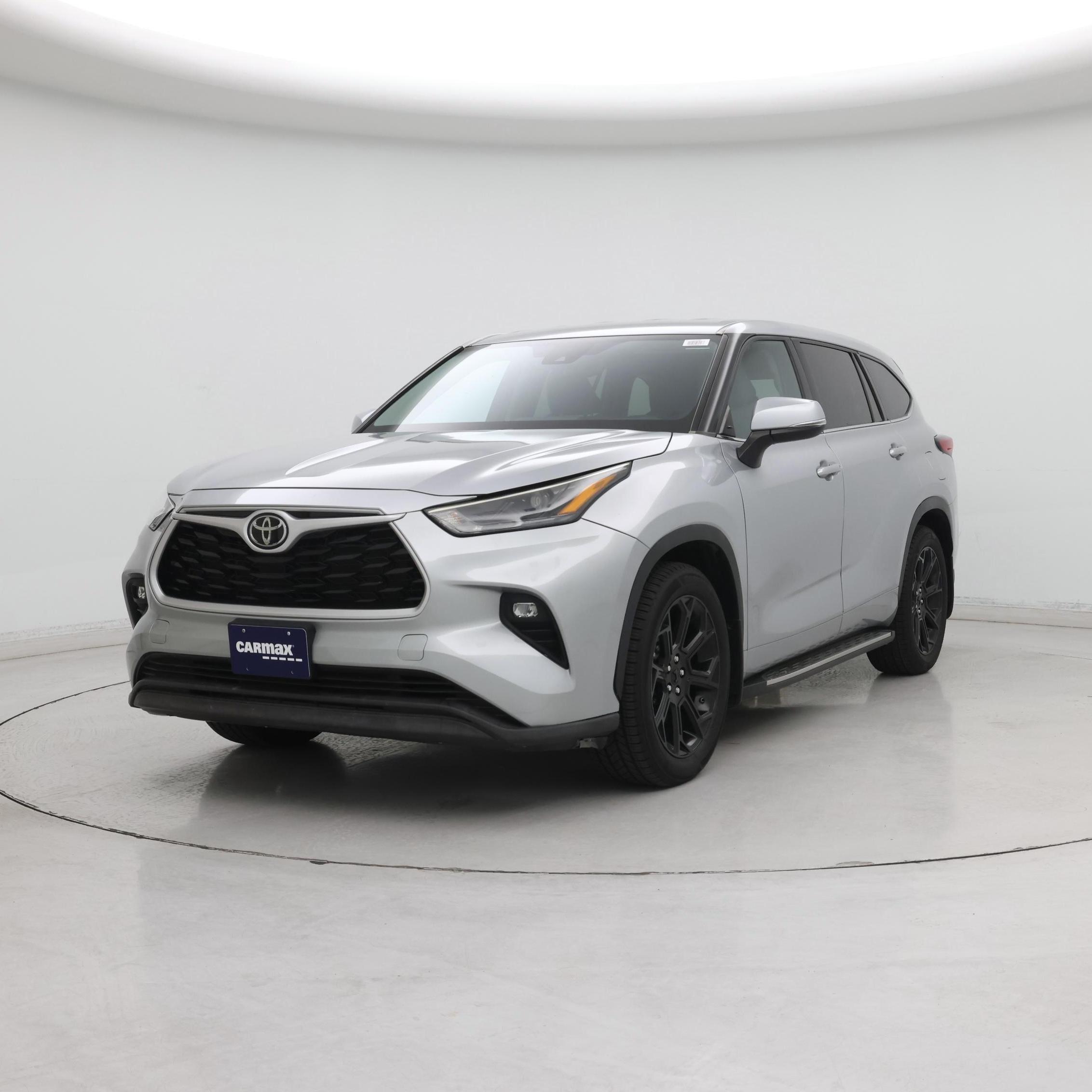 Thumbnail: 2022 Toyota Highlander - 4