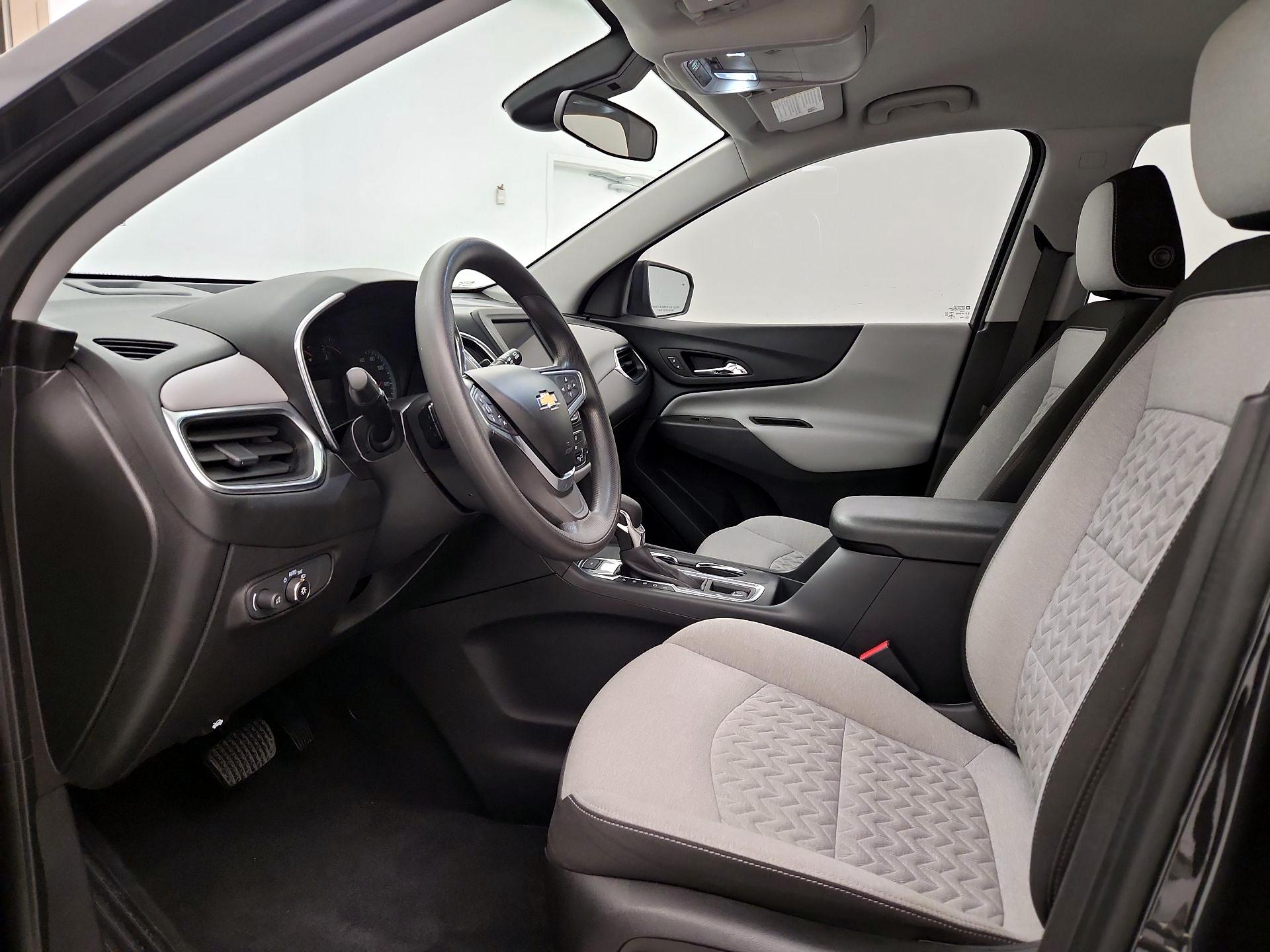 Thumbnail: 2022 Chevrolet Equinox - 11