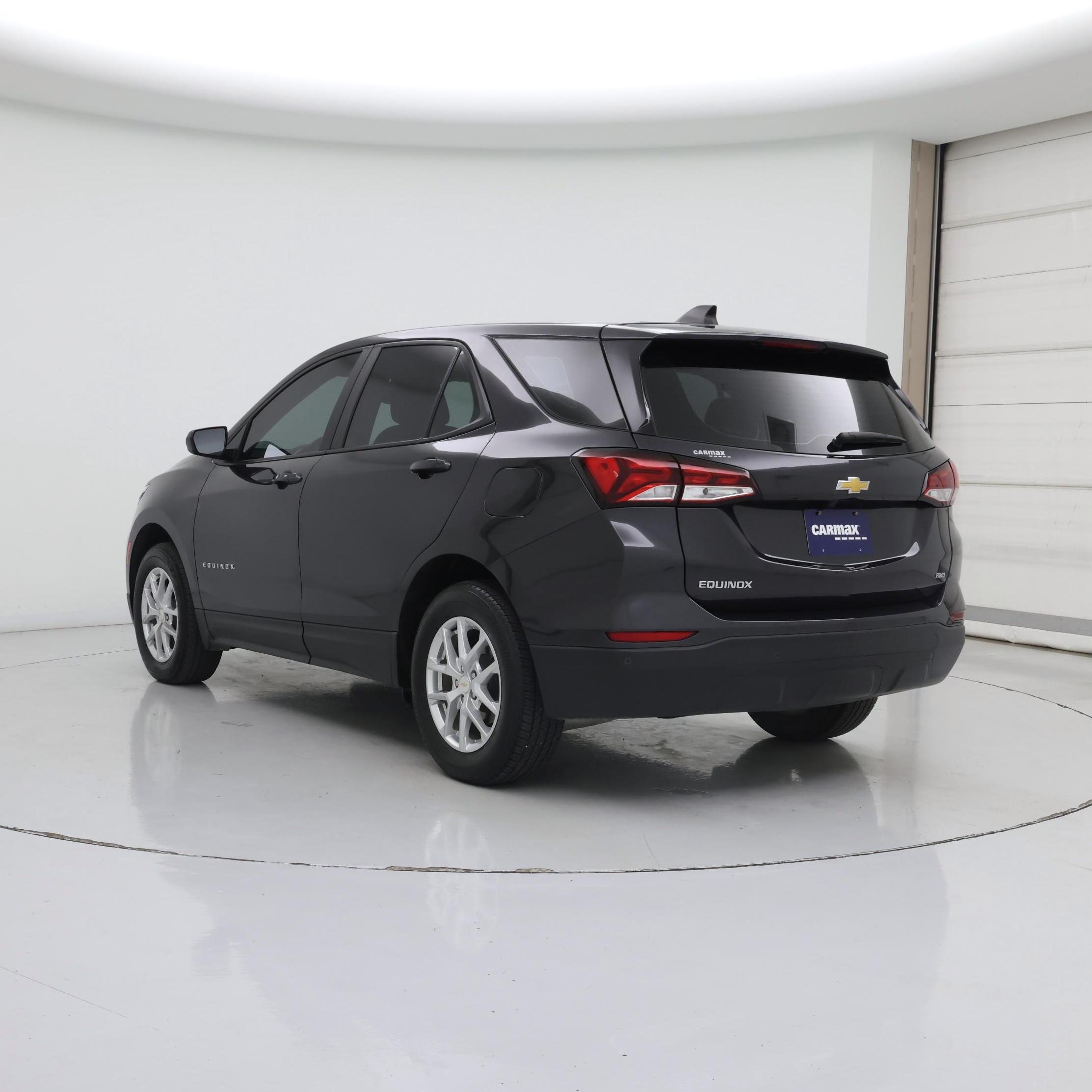 Thumbnail: 2022 Chevrolet Equinox - 2
