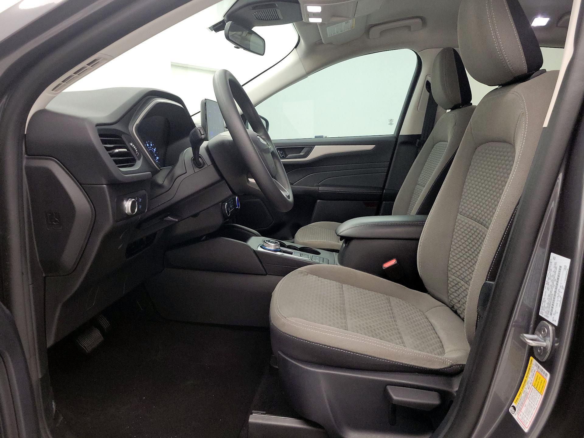 Thumbnail: 2022 Ford Escape - 11