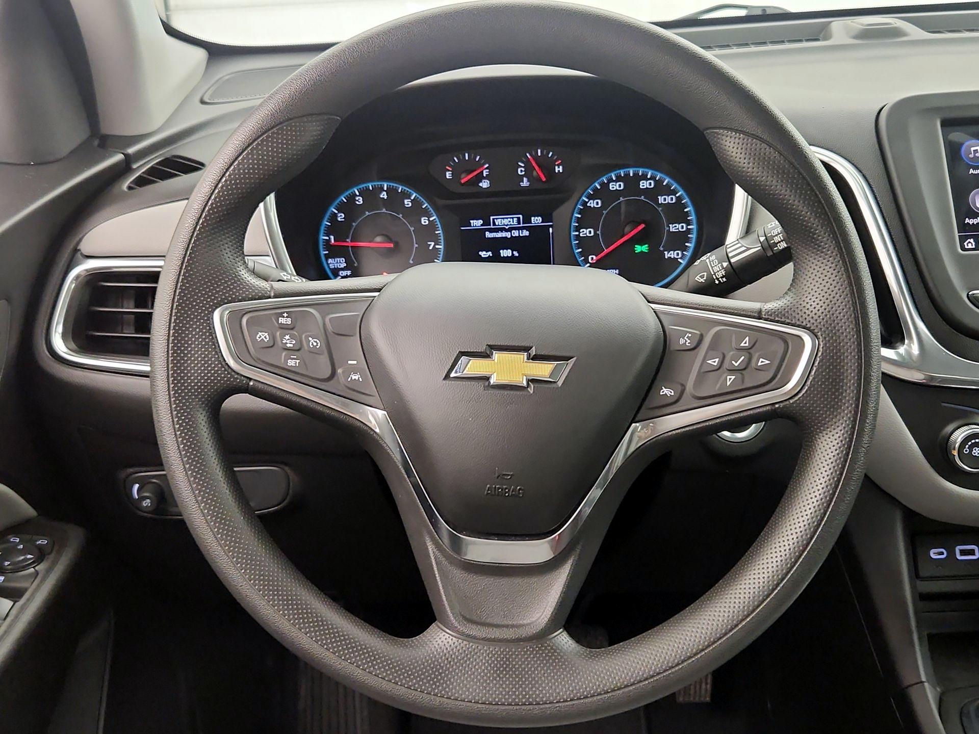 Thumbnail: 2022 Chevrolet Equinox - 10