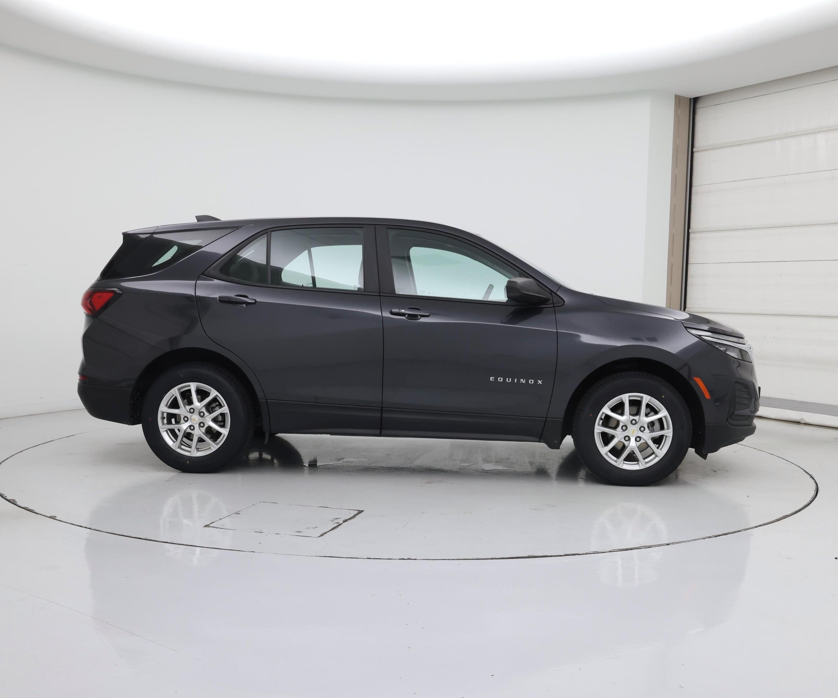 Thumbnail: 2022 Chevrolet Equinox - 7