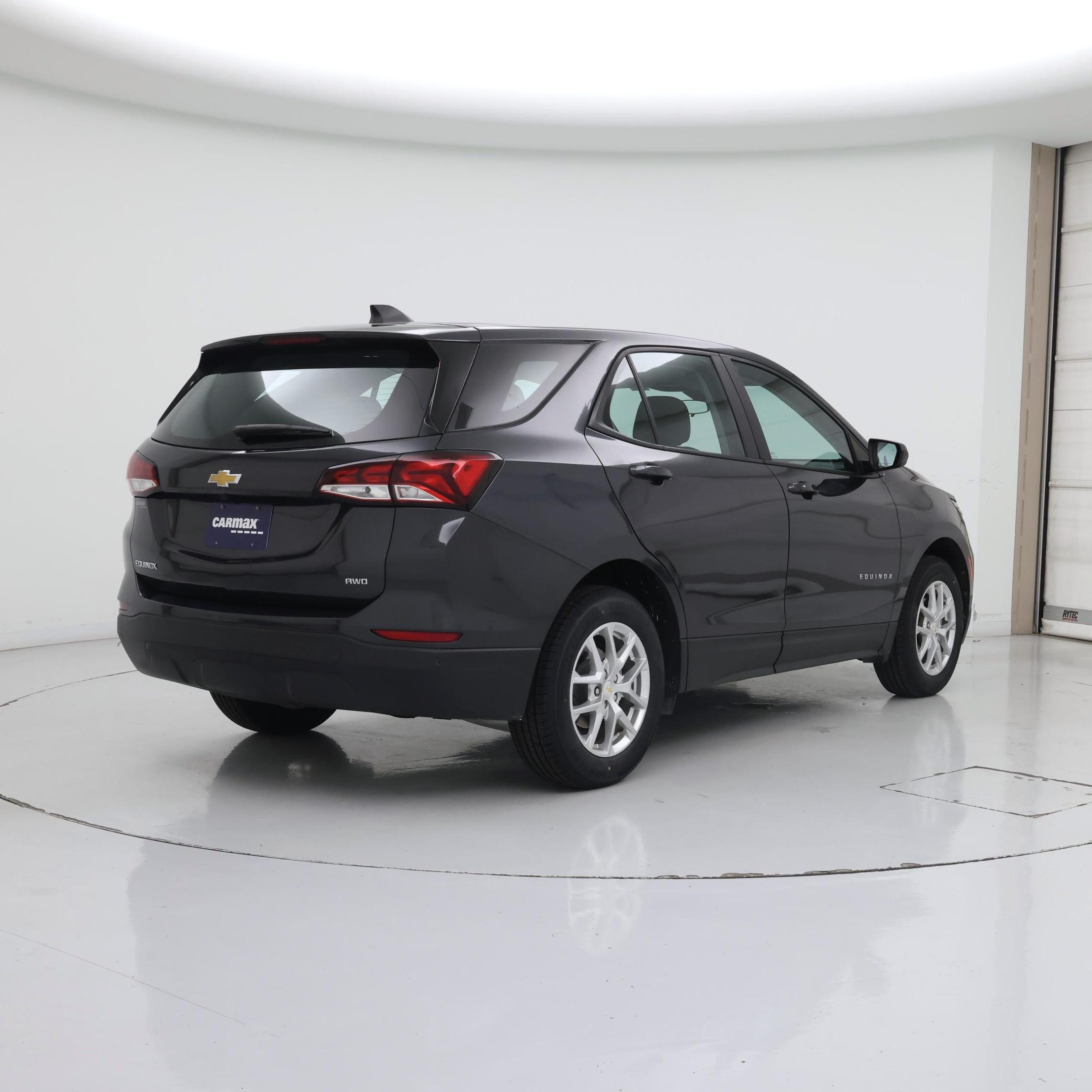 Thumbnail: 2022 Chevrolet Equinox - 8