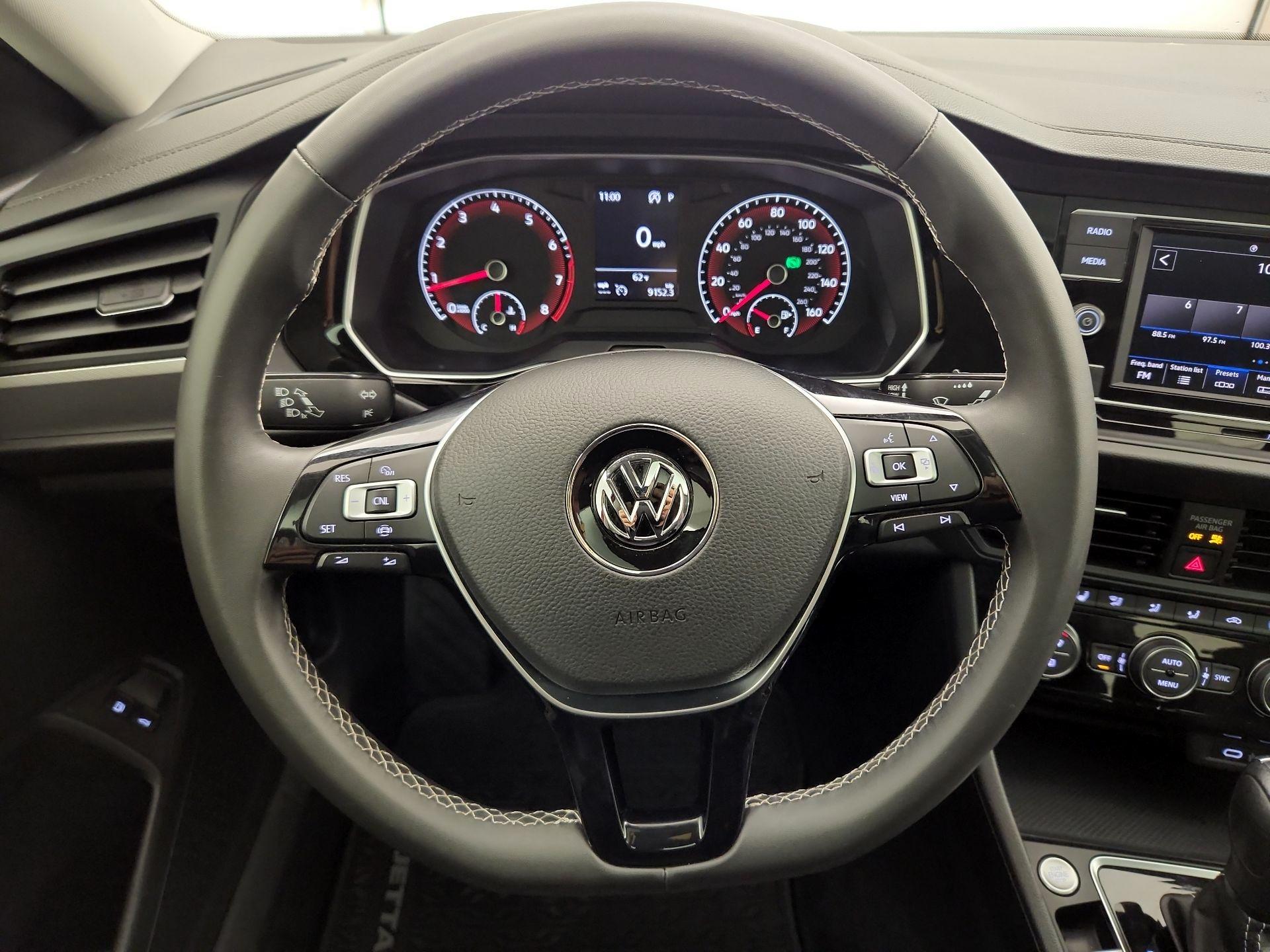 Thumbnail: 2021 Volkswagen Jetta - 10