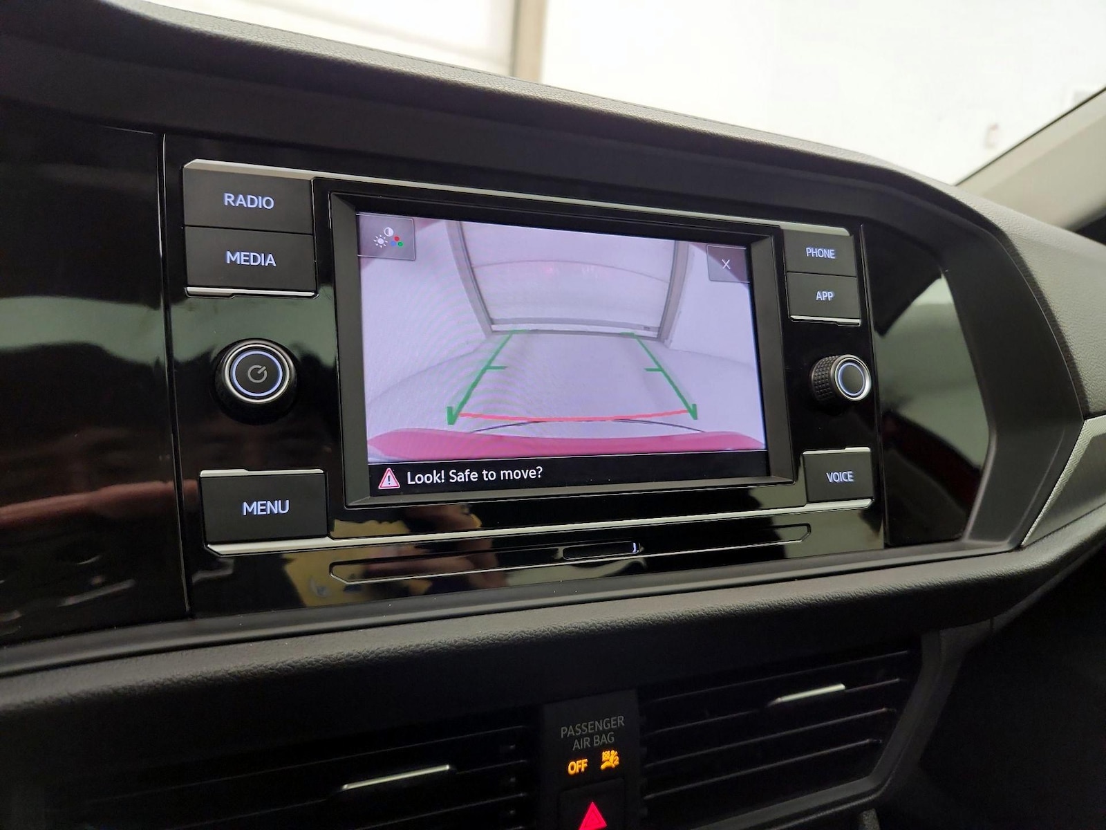 2021 Volkswagen Jetta SE - Photo 15