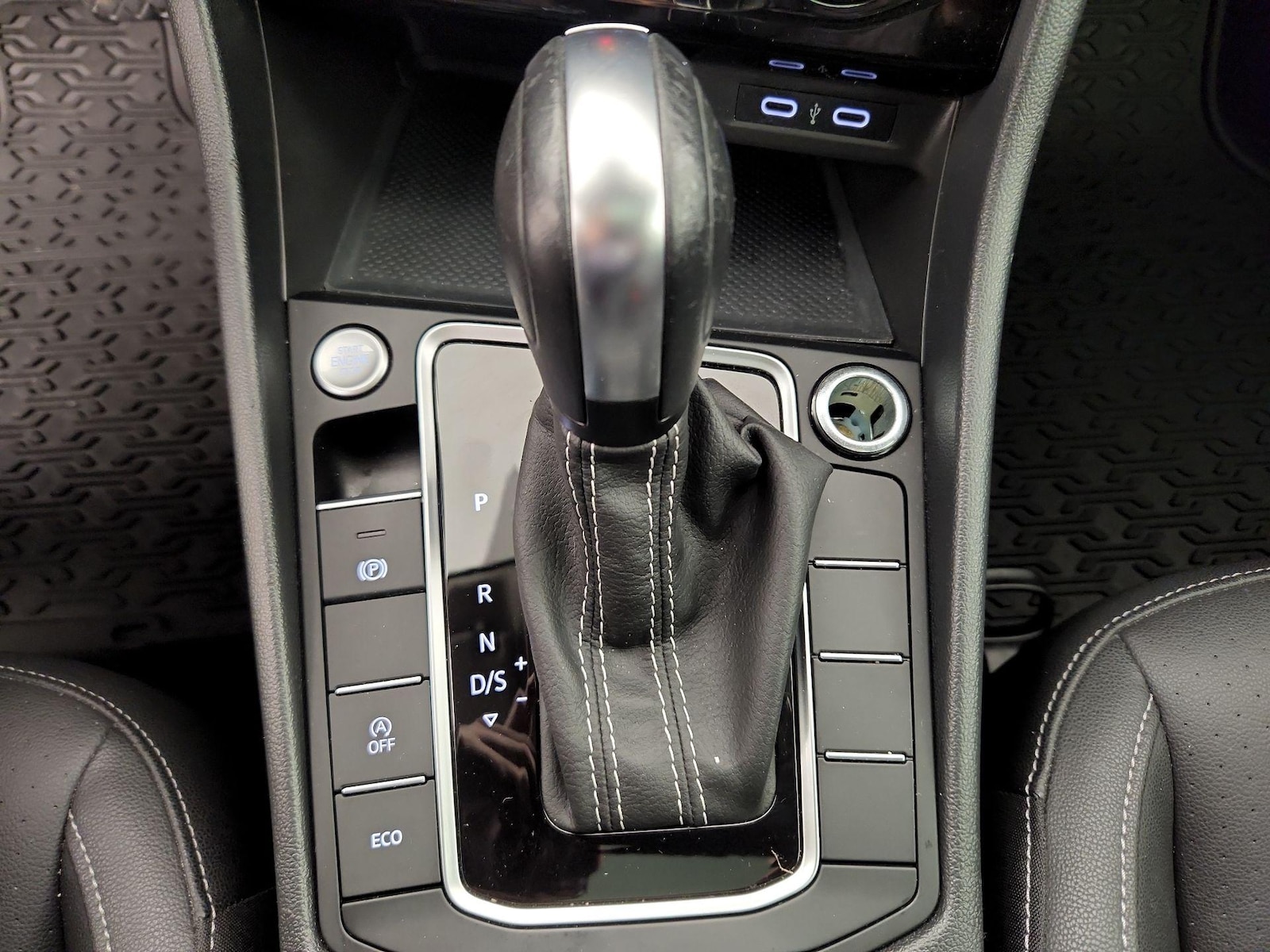 2021 Volkswagen Jetta SE - Photo 18