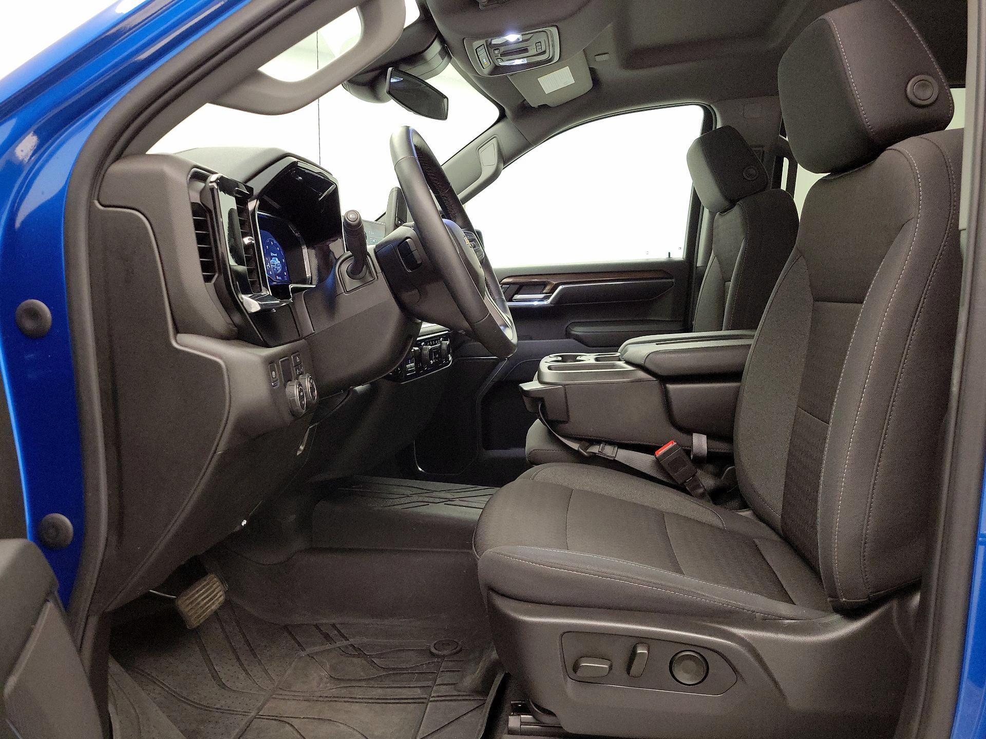 Thumbnail: 2024 Chevrolet Silverado 1500 - 11
