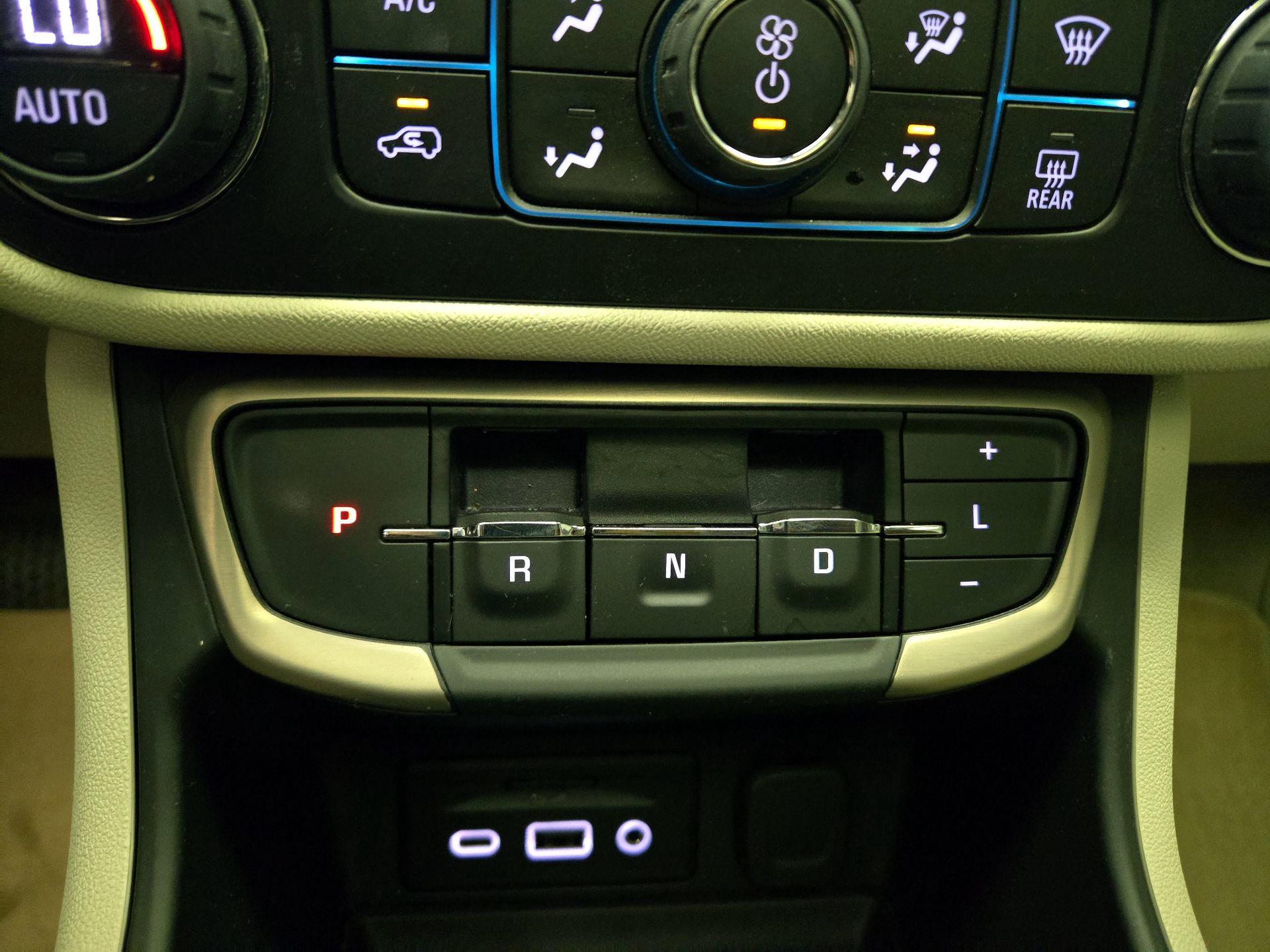 Thumbnail: 2024 GMC Terrain - 18
