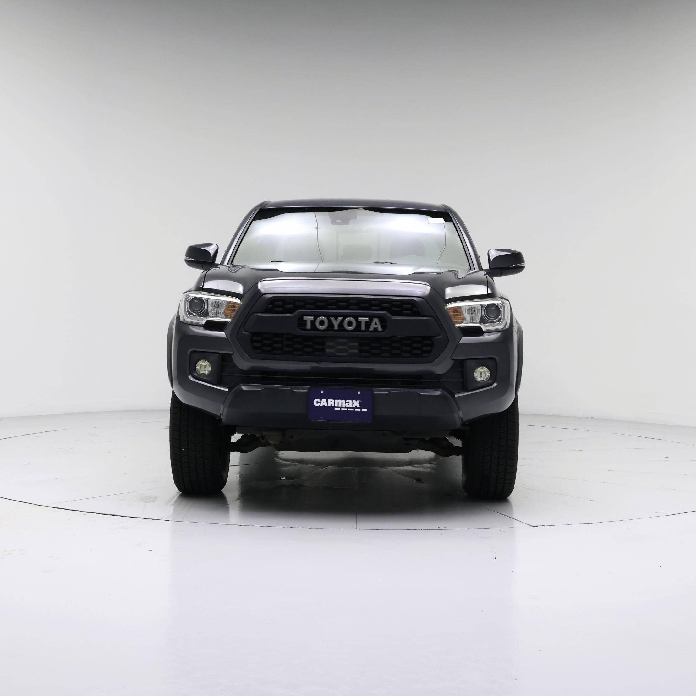 Thumbnail: 2019 Toyota Tacoma - 5
