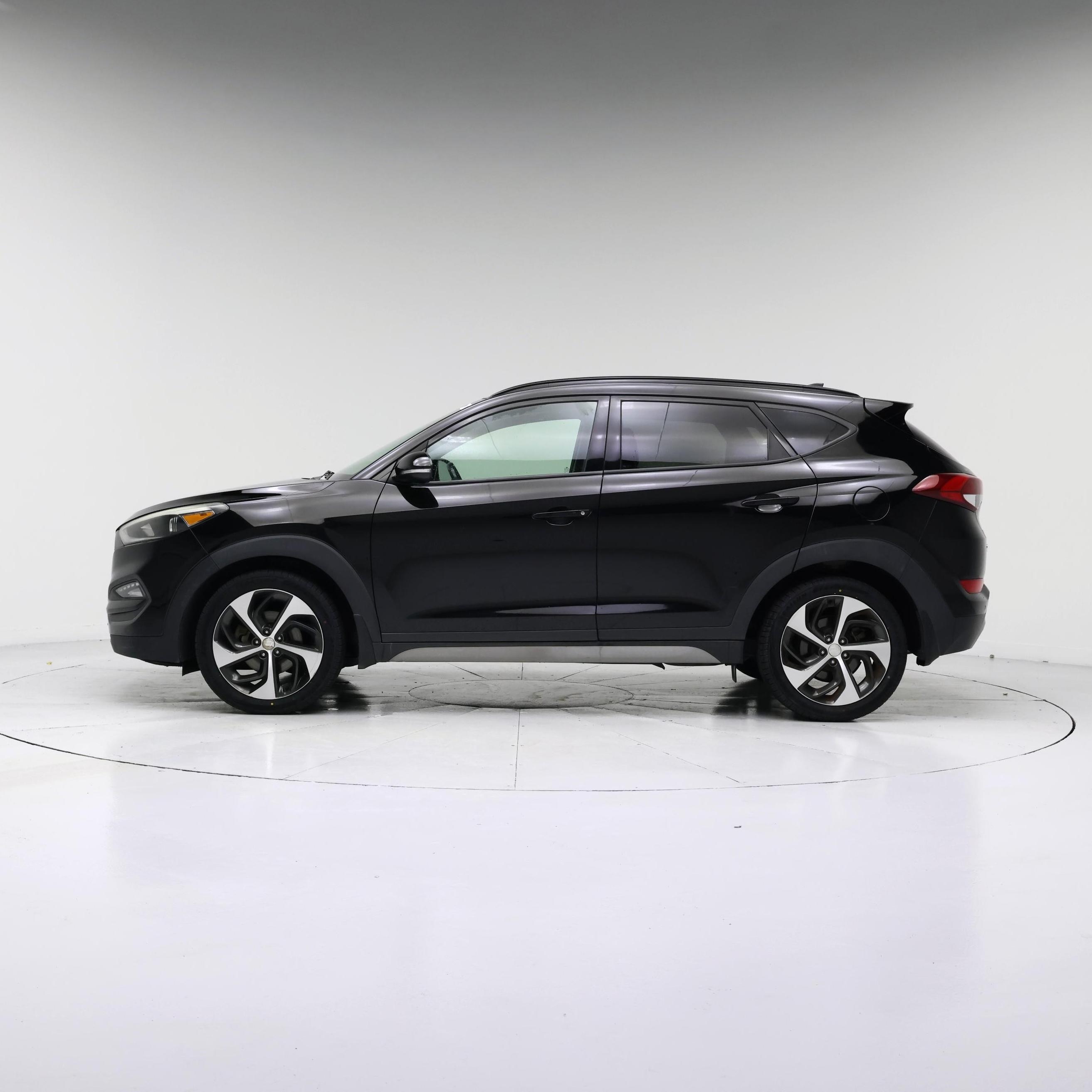 Thumbnail: 2018 Hyundai Tucson - 3