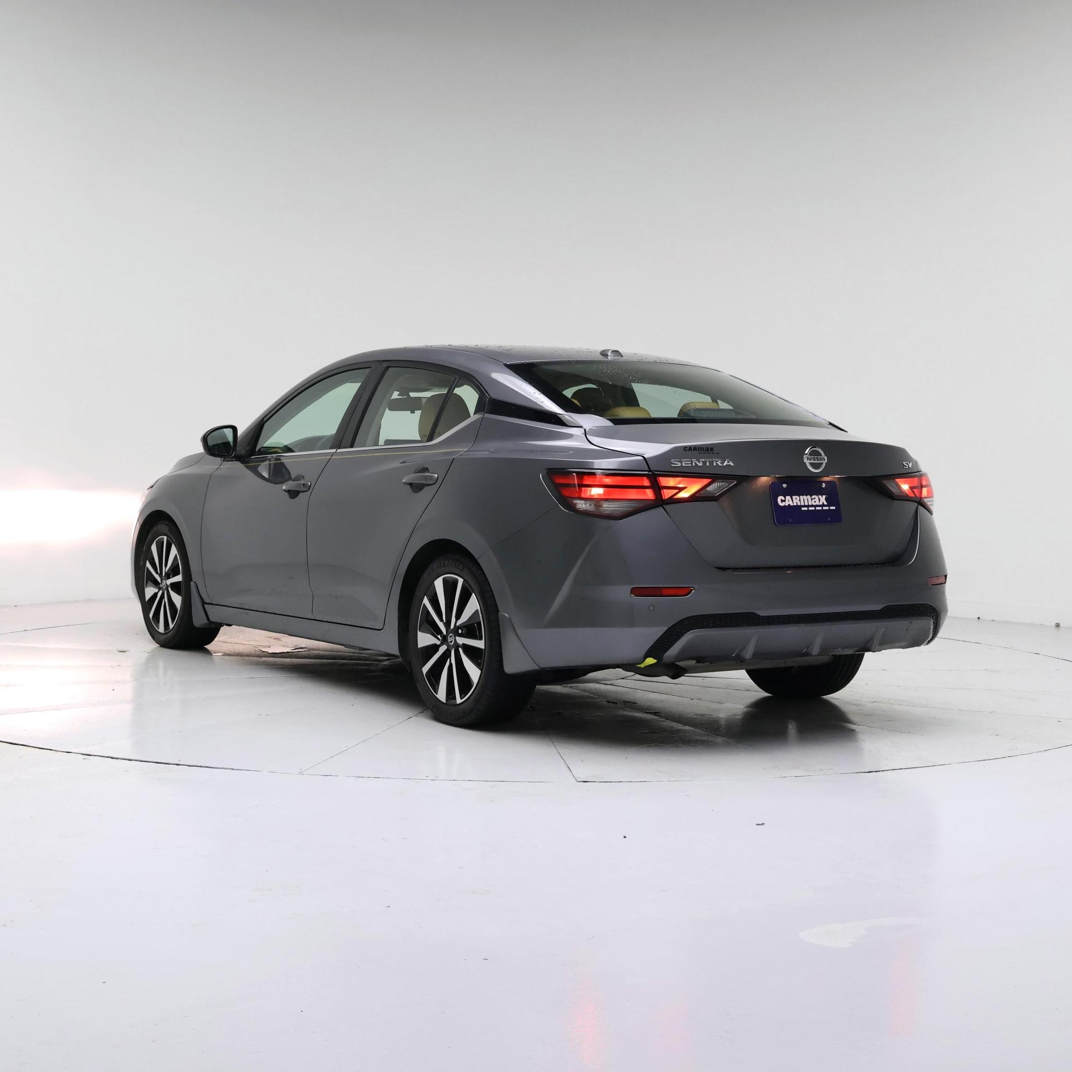 Thumbnail: 2021 Nissan Sentra - 2