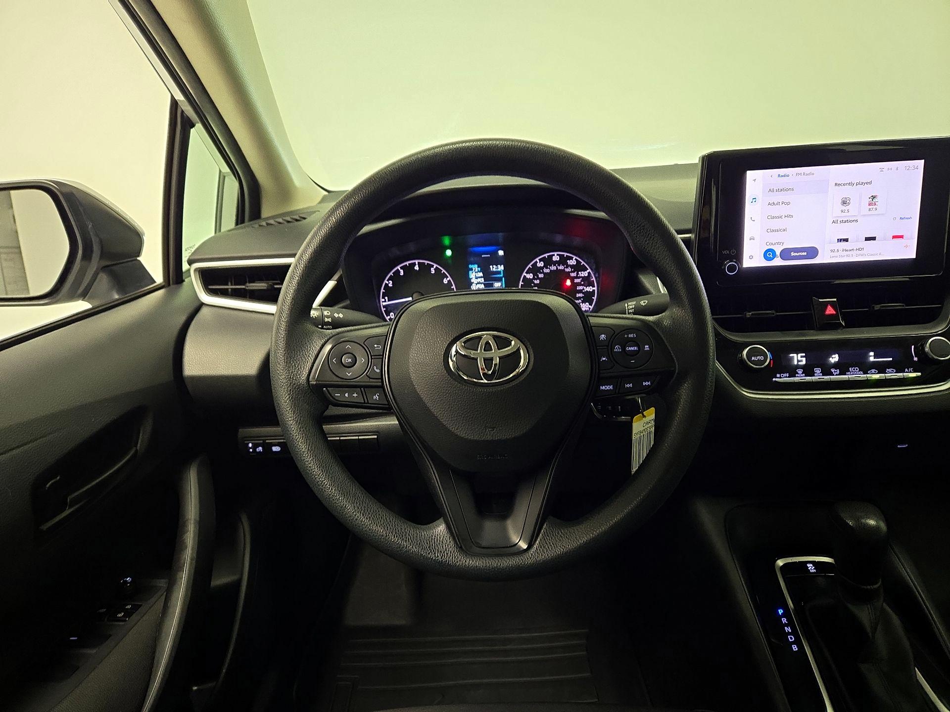 Thumbnail: 2023 Toyota Corolla - 10