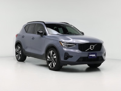 2023 Volvo XC40 B5 Plus Dark Theme