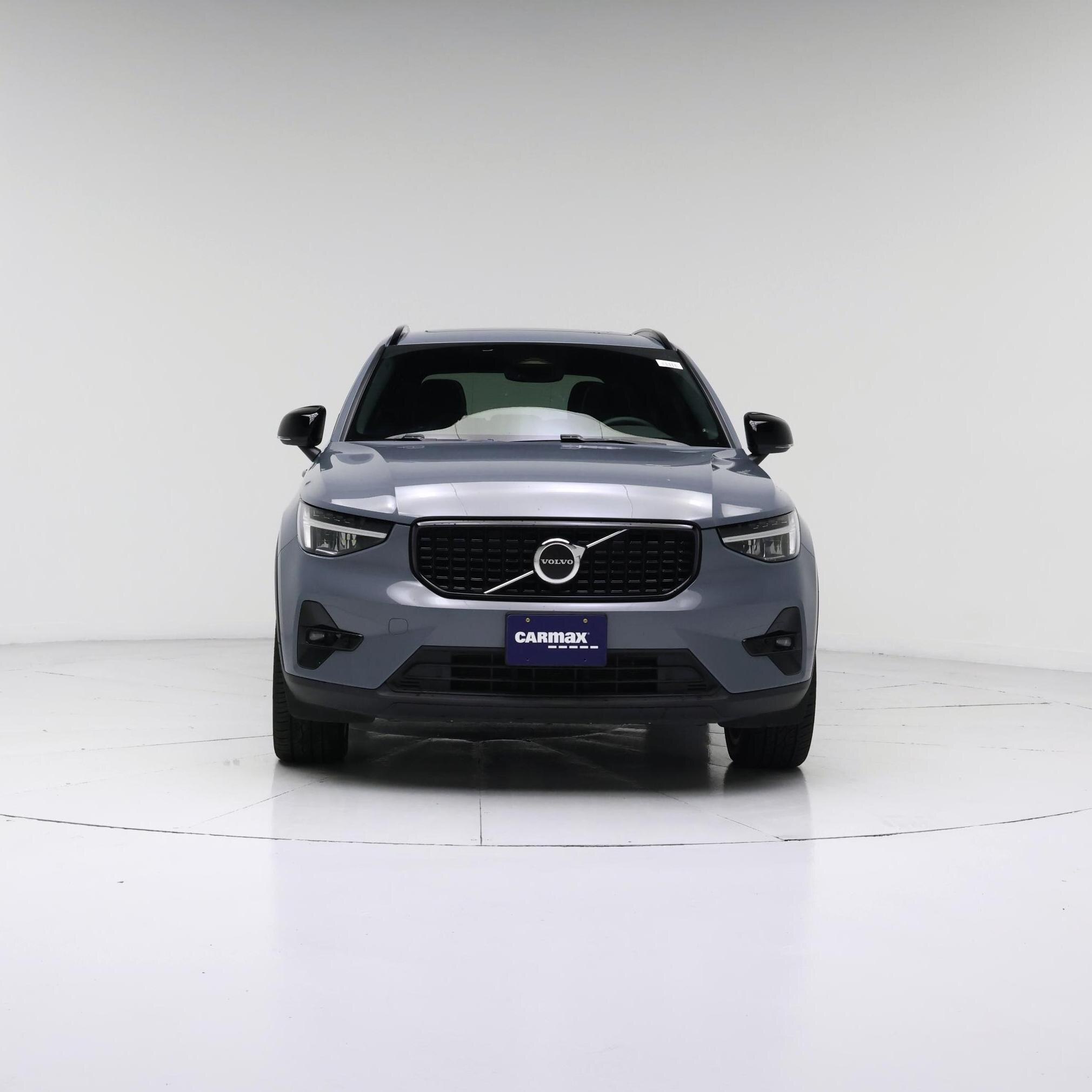 Thumbnail: 2023 Volvo XC40 - 5