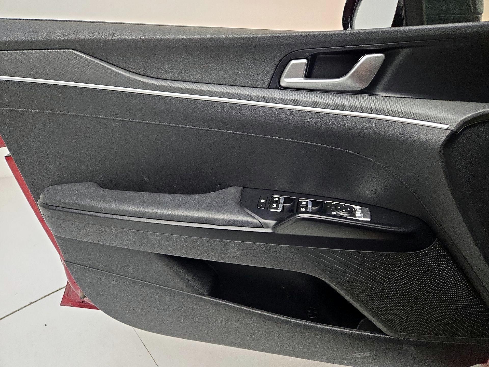 Thumbnail: 2022 Kia K5 - 12