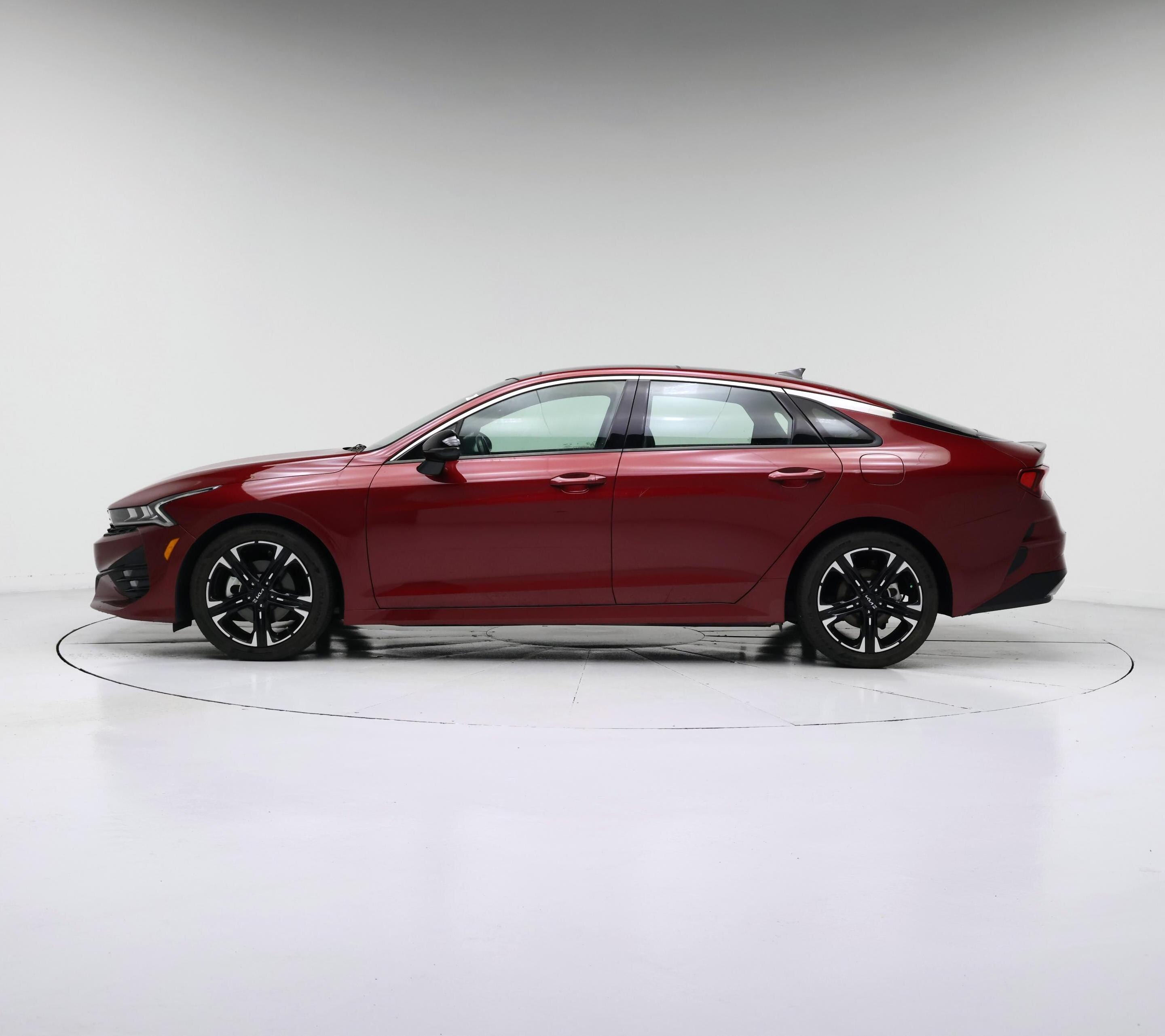Thumbnail: 2022 Kia K5 - 3