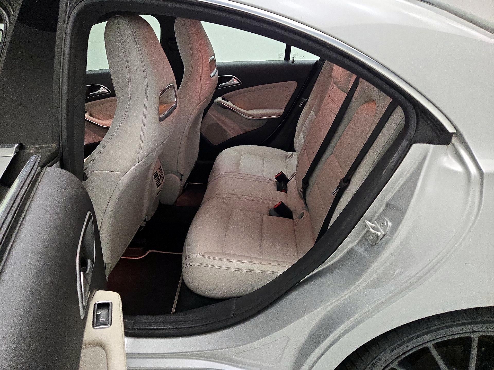 Thumbnail: 2016 Mercedes-Benz CLA - 18