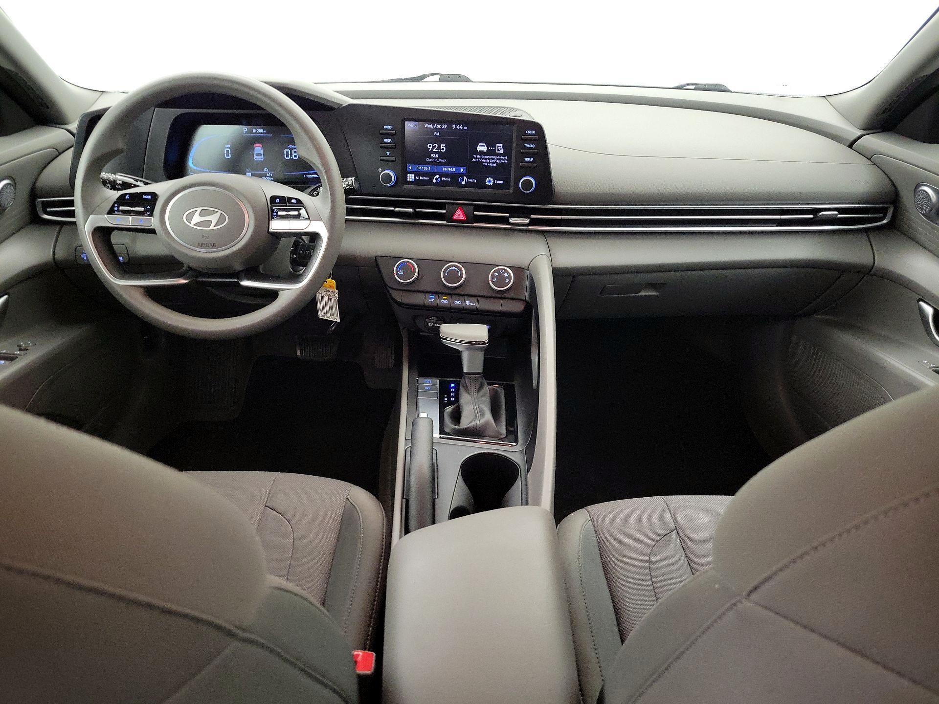 Thumbnail: 2024 Hyundai Elantra - 9