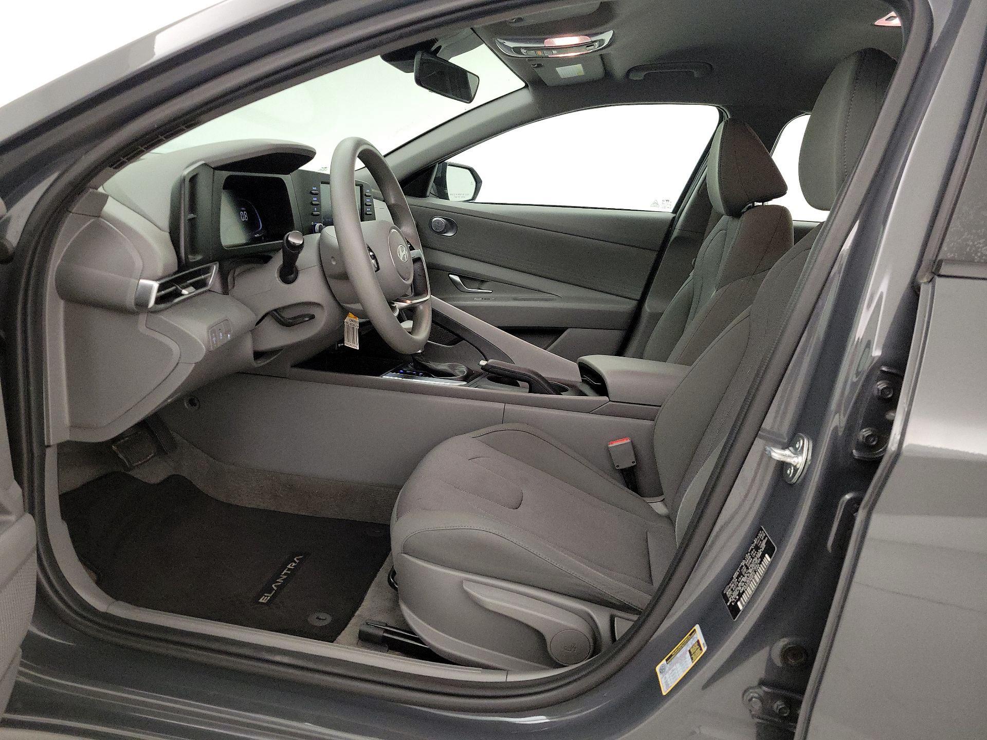 Thumbnail: 2024 Hyundai Elantra - 11
