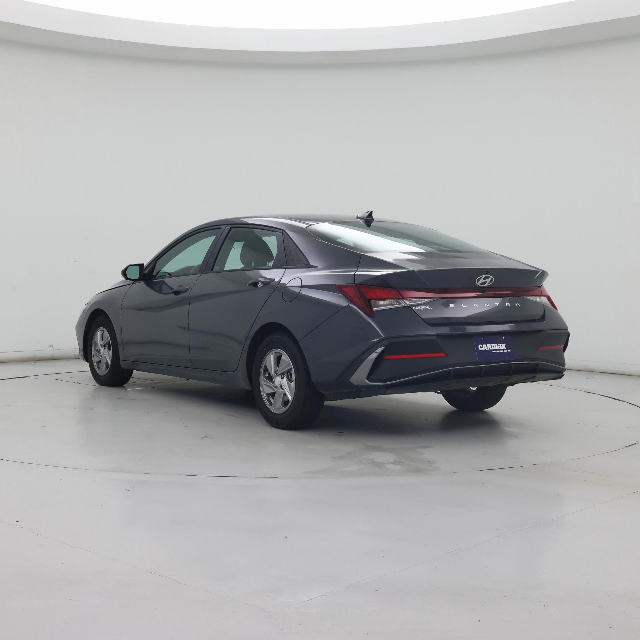 Thumbnail: 2024 Hyundai Elantra - 2