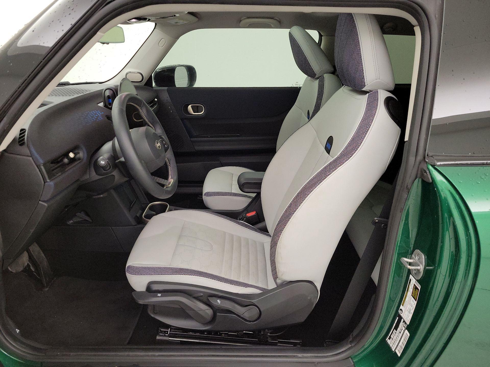 Thumbnail: 2025 MINI Cooper Hardtop - 11
