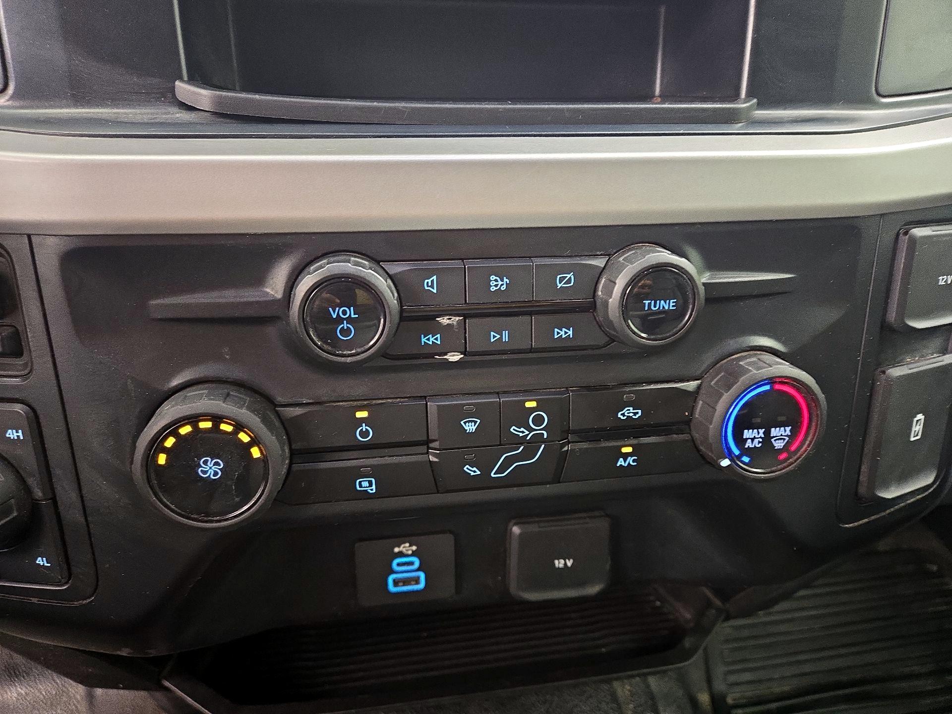 Thumbnail: 2024 Ford F-250 - 16