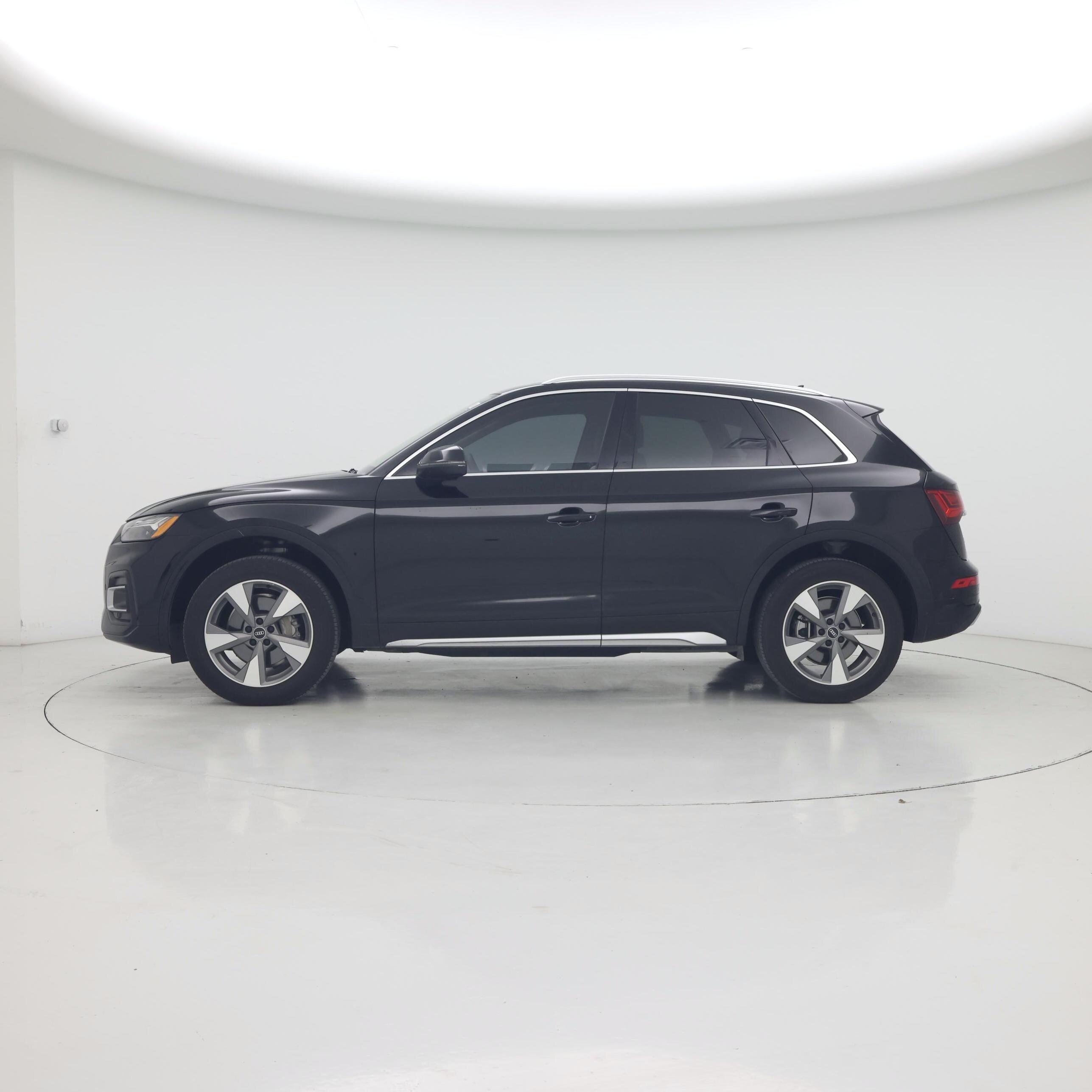 Thumbnail: 2022 Audi Q5 - 3