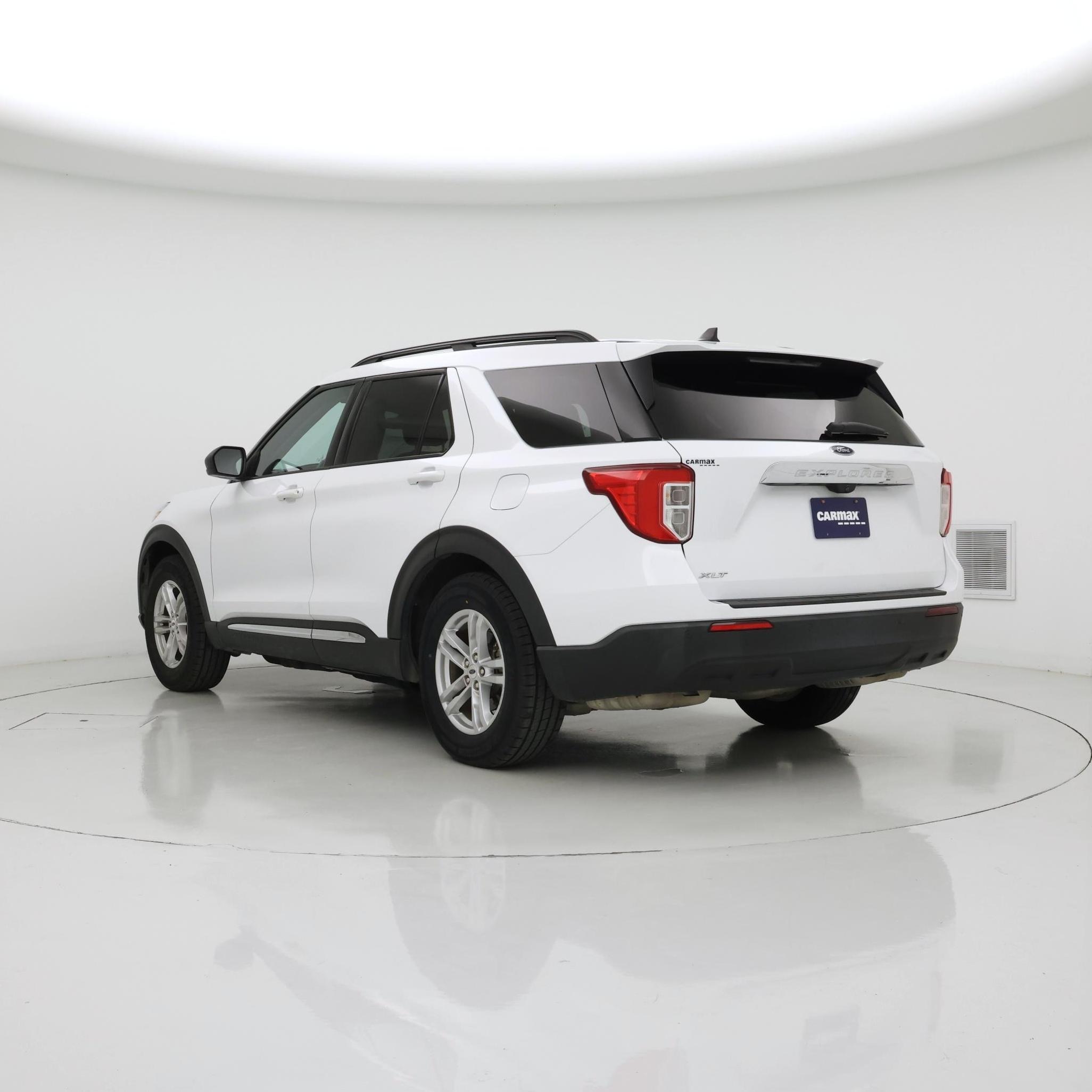 Thumbnail: 2022 Ford Explorer - 2