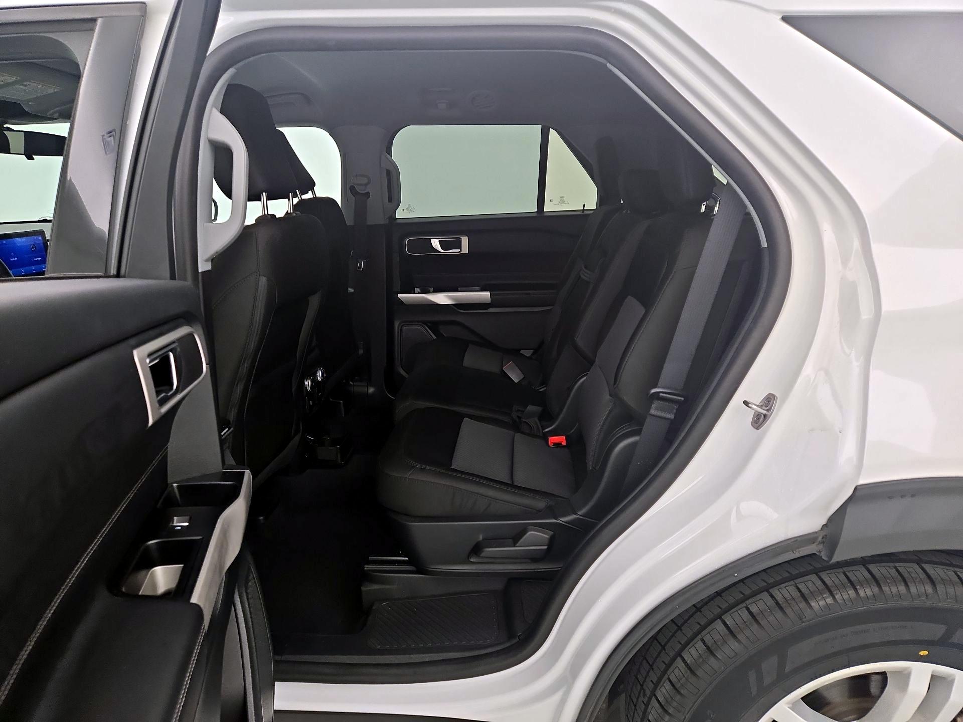 Thumbnail: 2022 Ford Explorer - 19