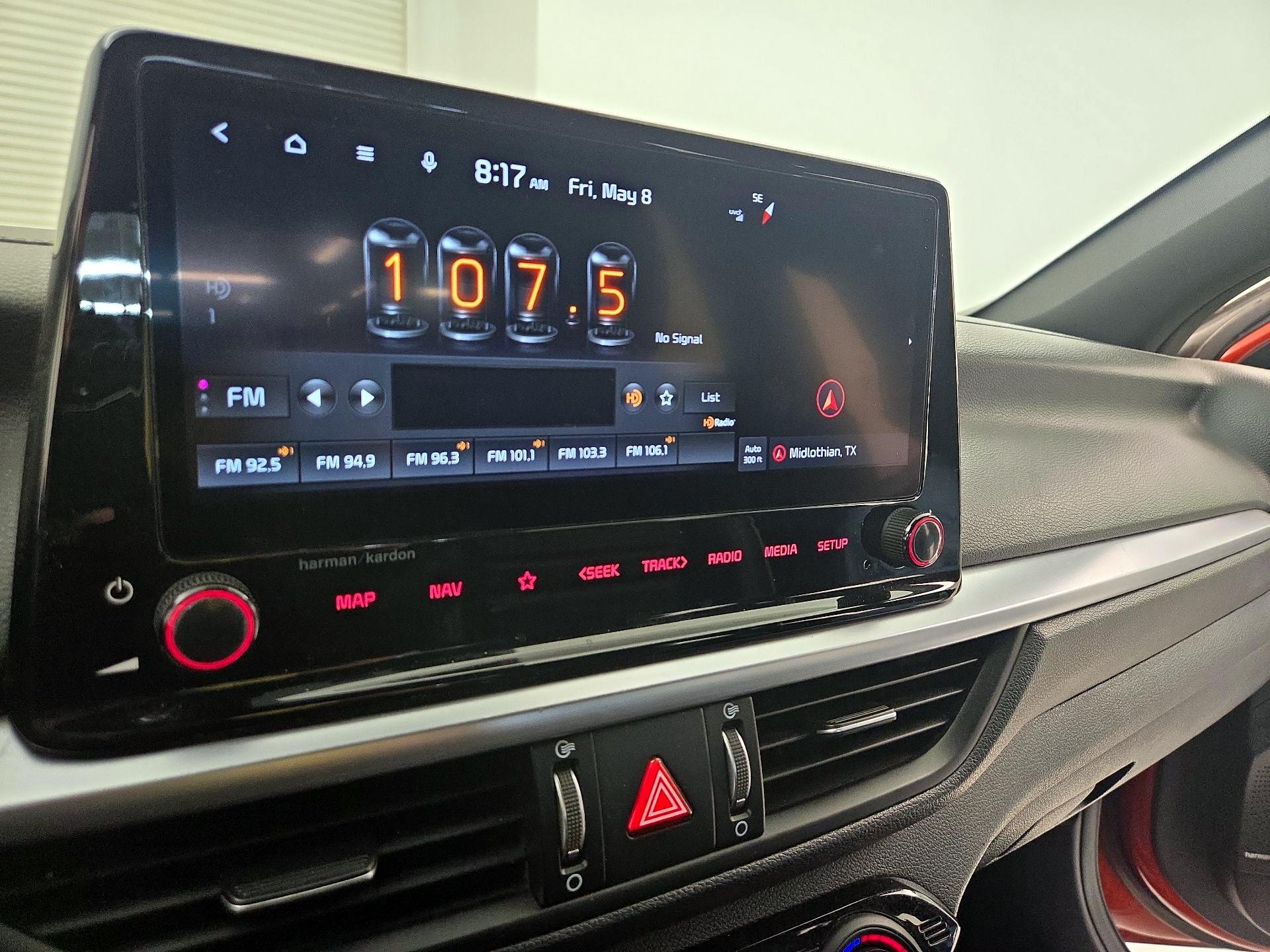 Thumbnail: 2022 Kia Forte - 16