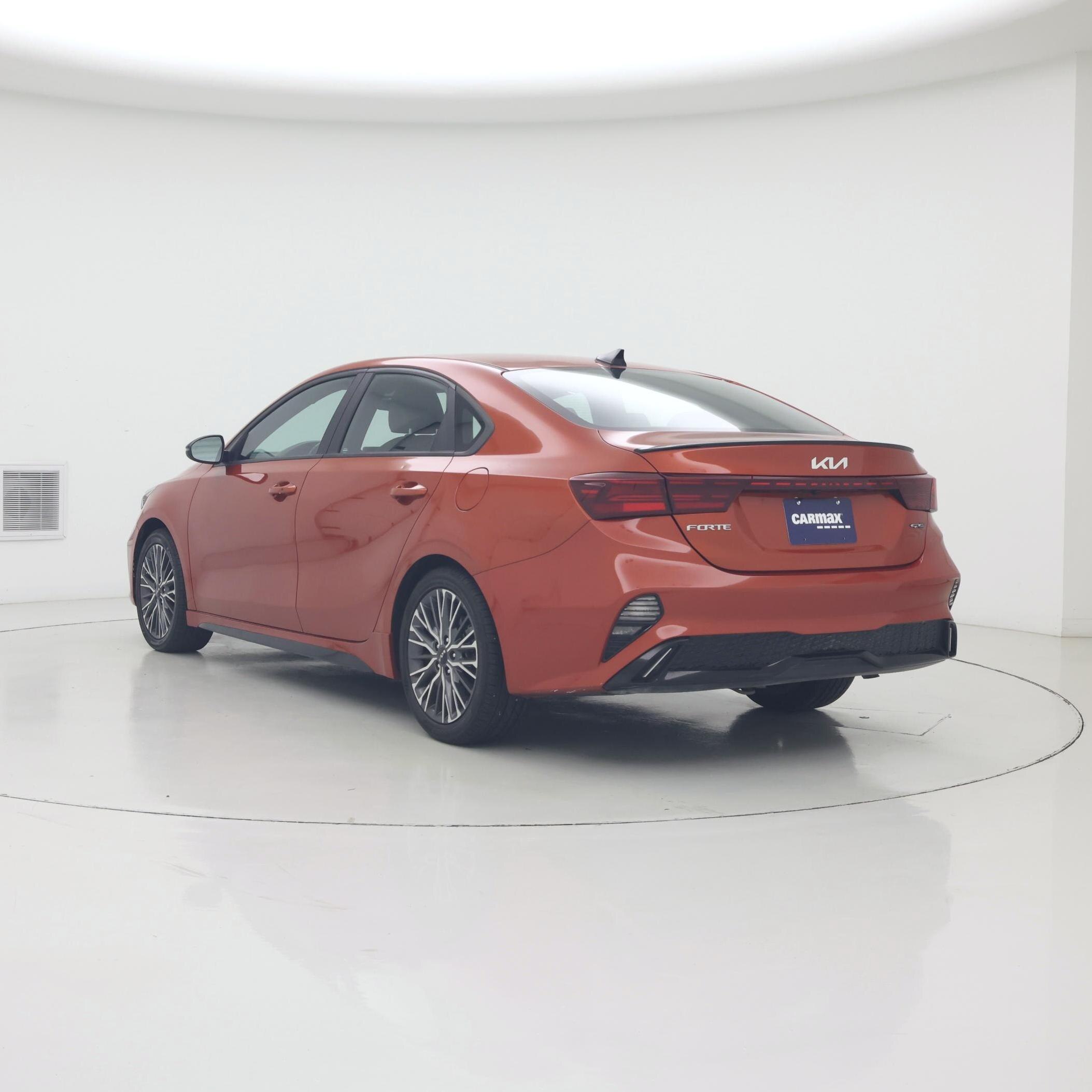 Thumbnail: 2022 Kia Forte - 2
