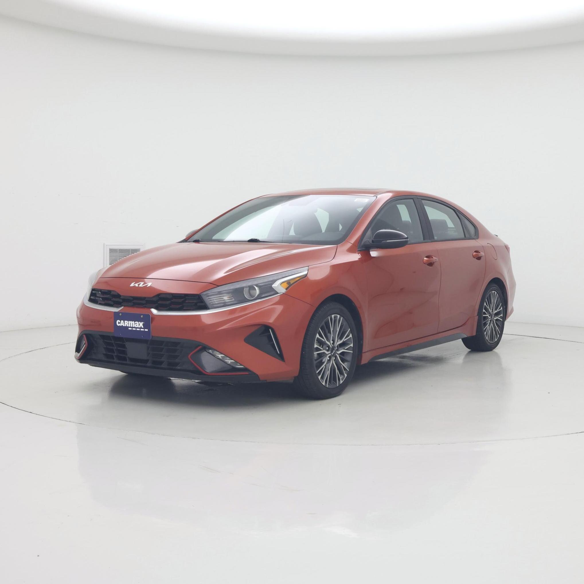 Thumbnail: 2022 Kia Forte - 4