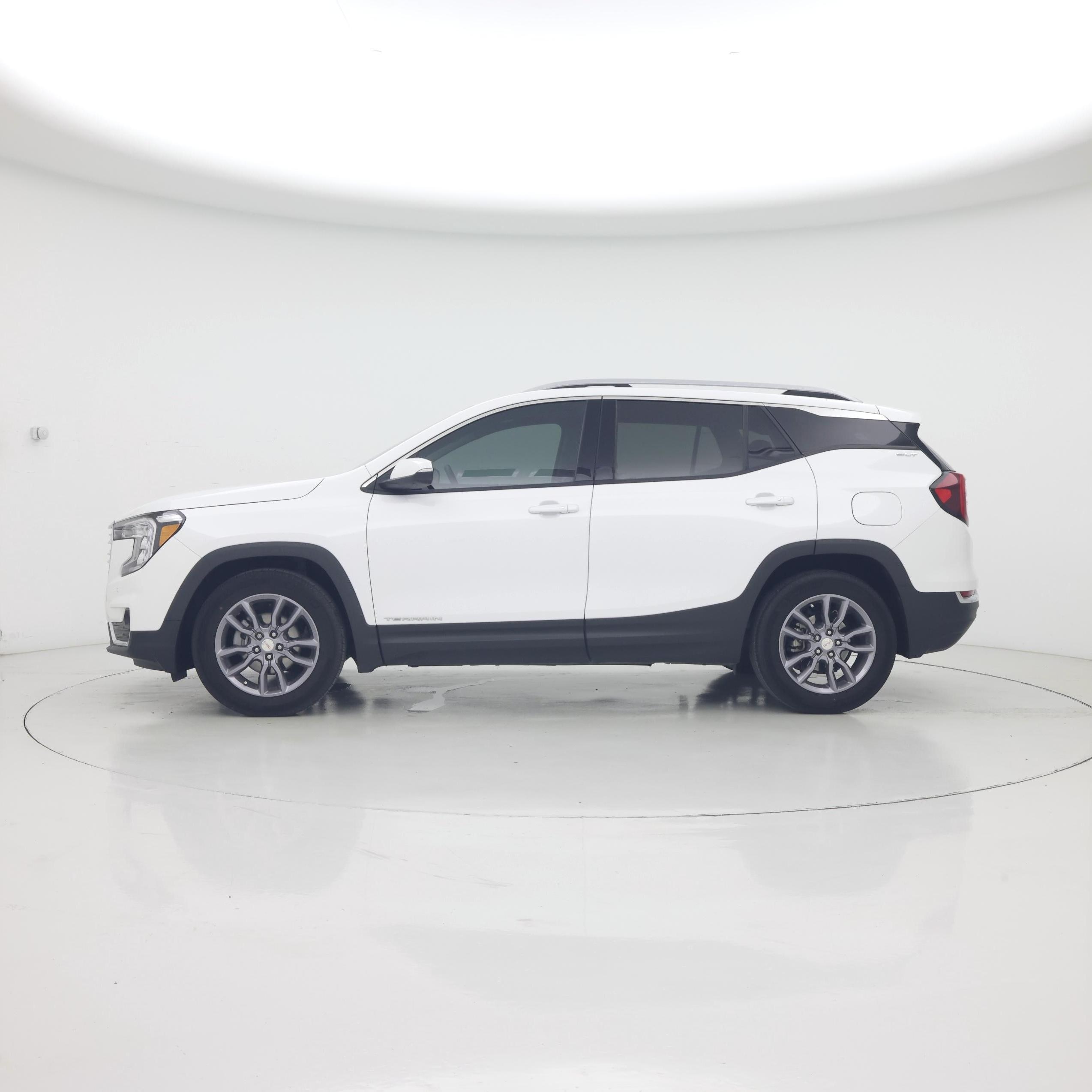 Thumbnail: 2023 GMC Terrain - 3