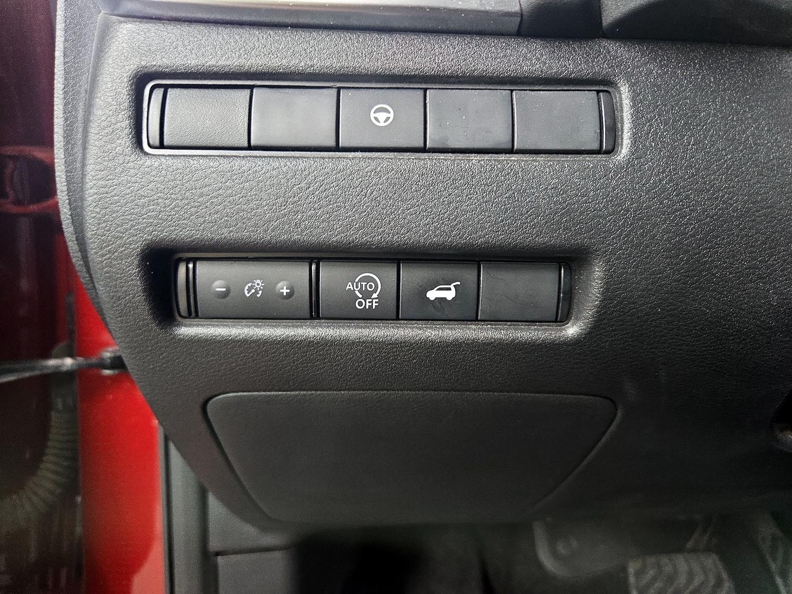 2024 Nissan Rogue SV - Photo 14