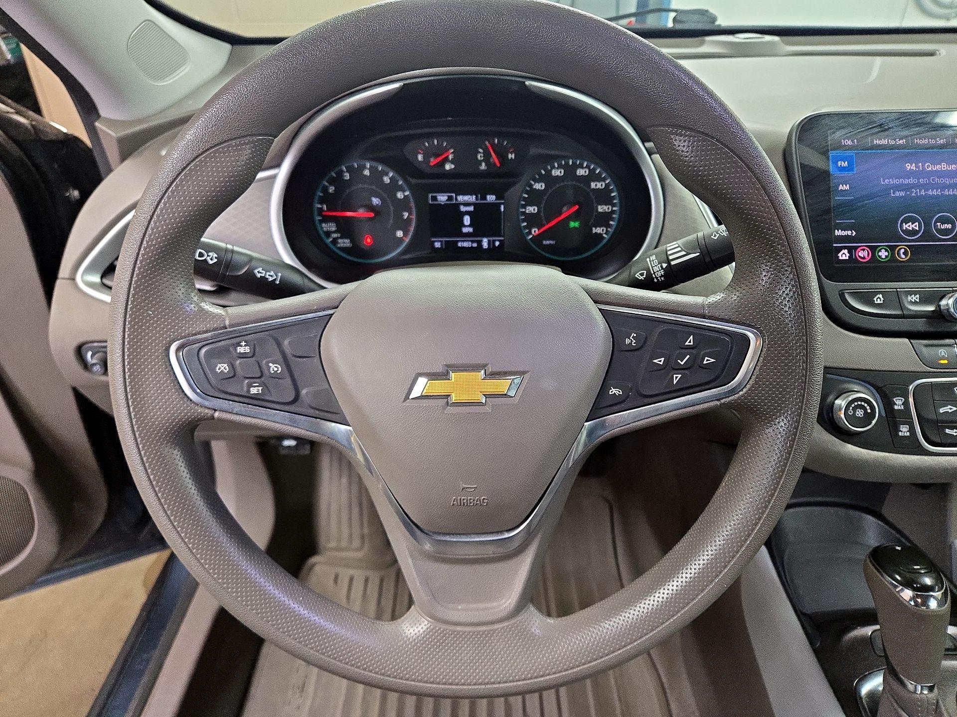 Thumbnail: 2020 Chevrolet Malibu - 10