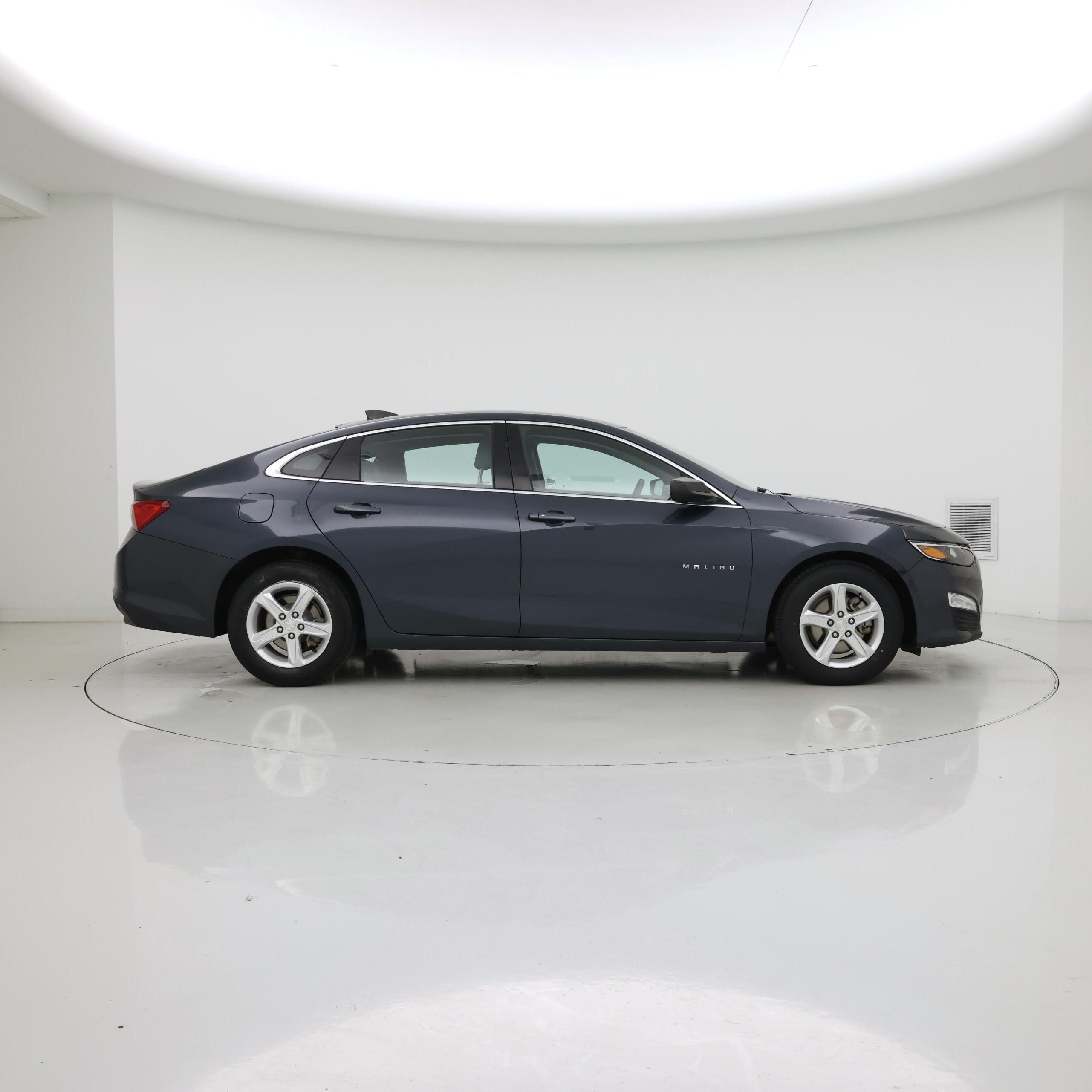 Thumbnail: 2020 Chevrolet Malibu - 7