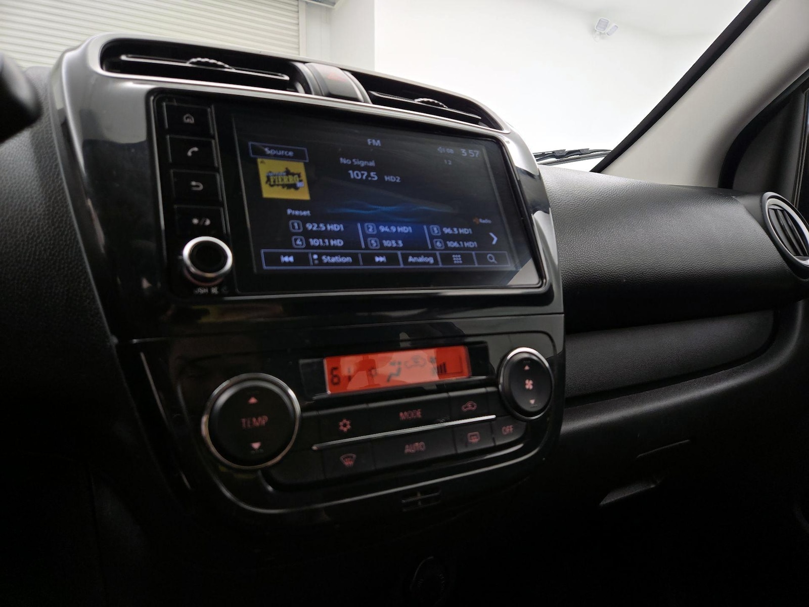 2024 Mitsubishi Mirage G4 SE - Photo 17