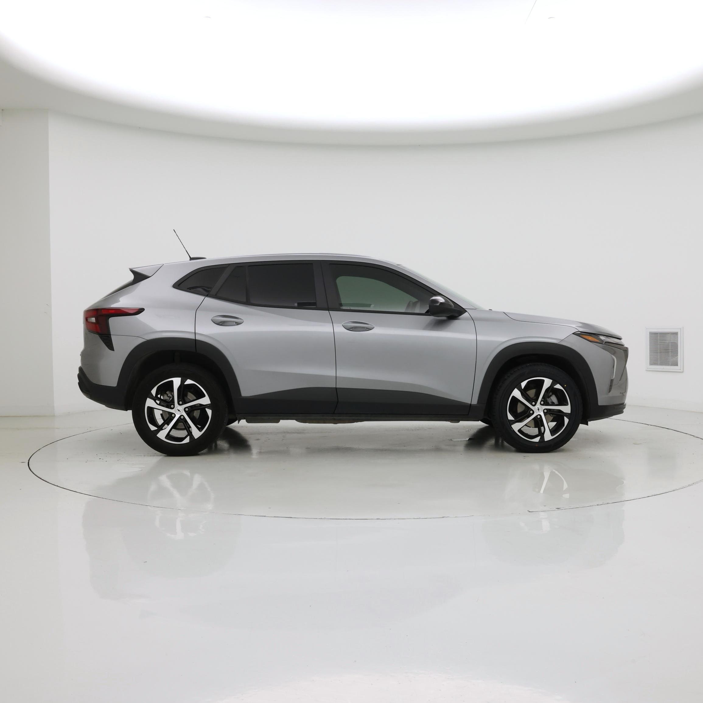 Thumbnail: 2024 Chevrolet Trax - 7