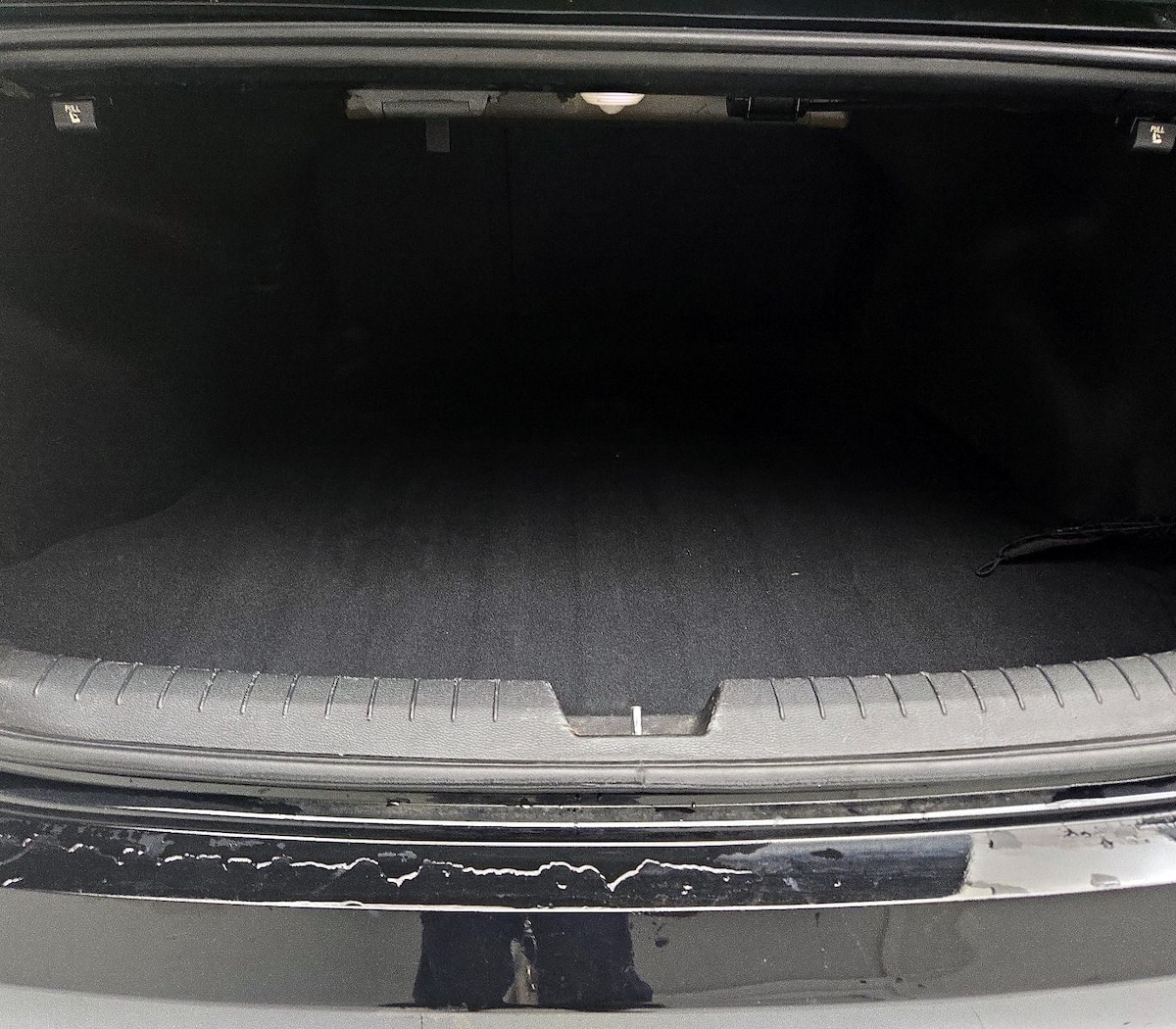 Trunk/Cargo (Seats Up)