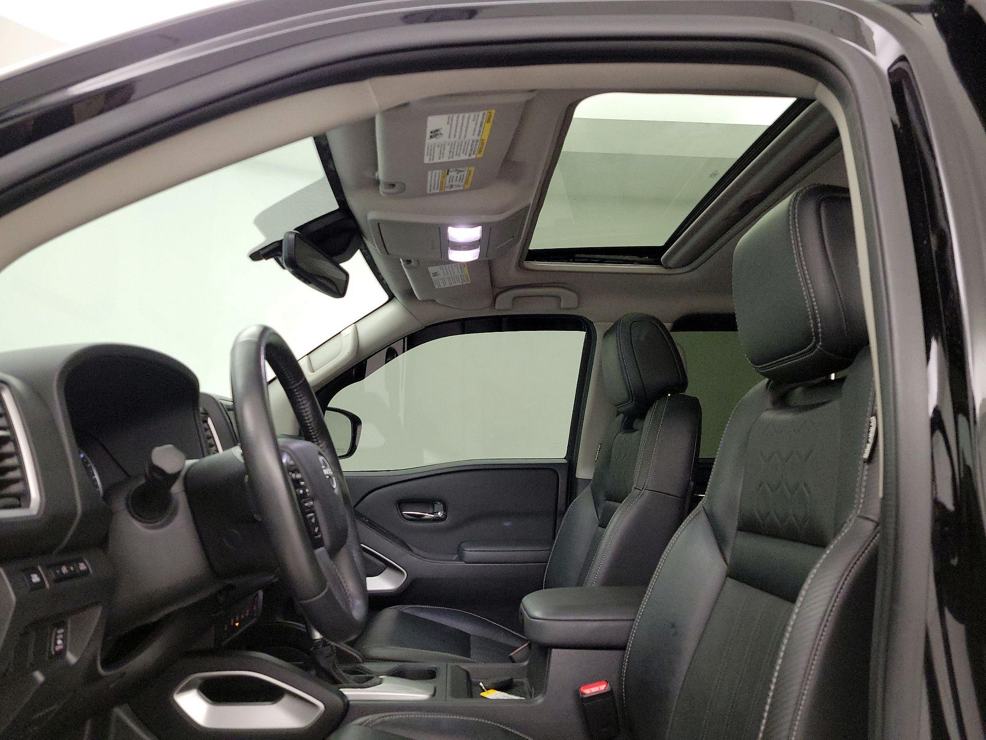 Thumbnail: 2023 Nissan Frontier - 18
