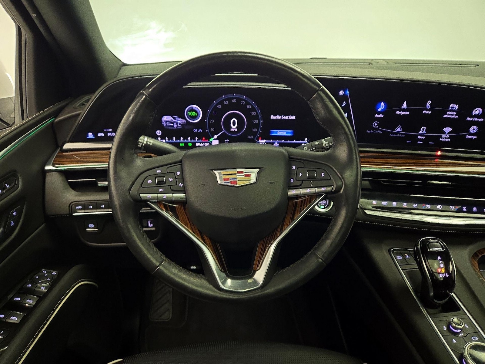 2022 Cadillac Escalade Premium Luxury - Photo 11