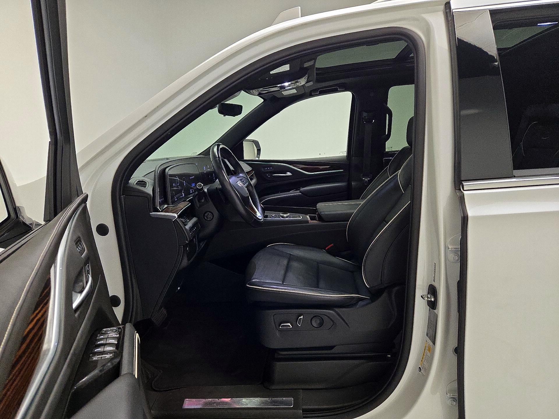 Thumbnail: 2022 Cadillac Escalade - 11