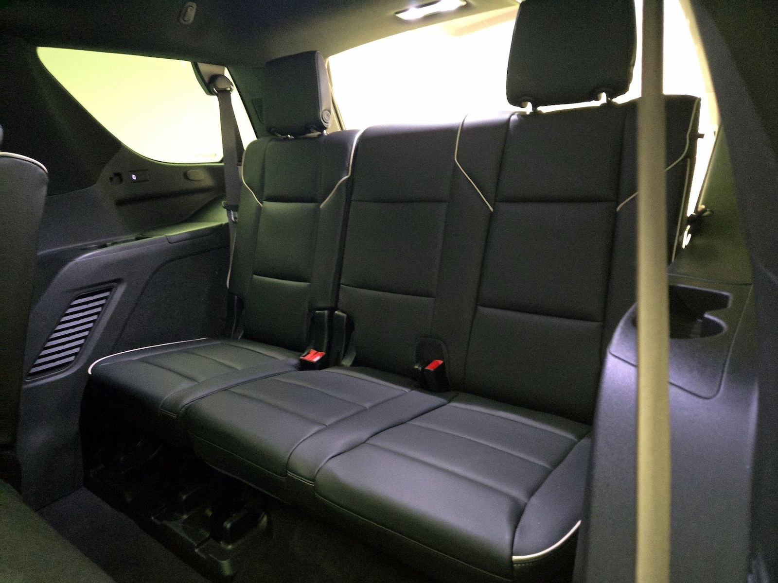 2022 Cadillac Escalade Premium Luxury - Photo 22