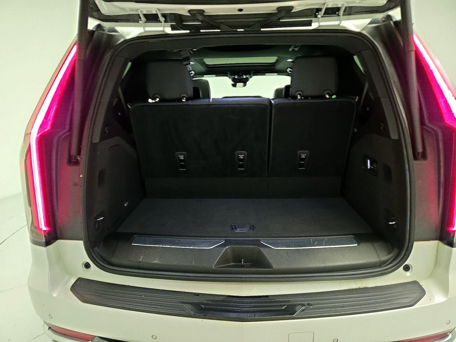 2022 Cadillac Escalade Premium Luxury - Photo 23